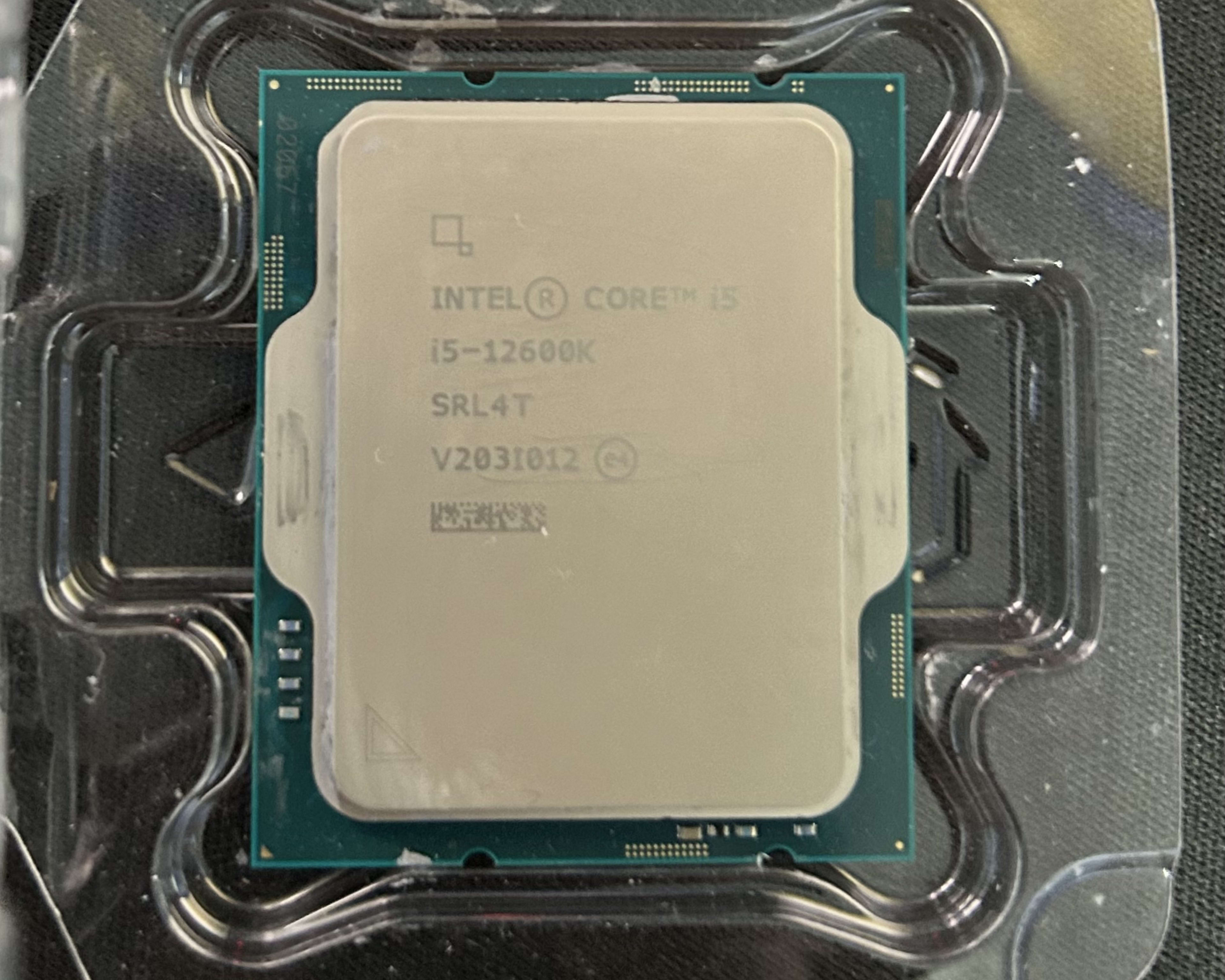 On Sale! i5 12600k 10 cores 16 threads at 4.9 GHz, LGA 1700