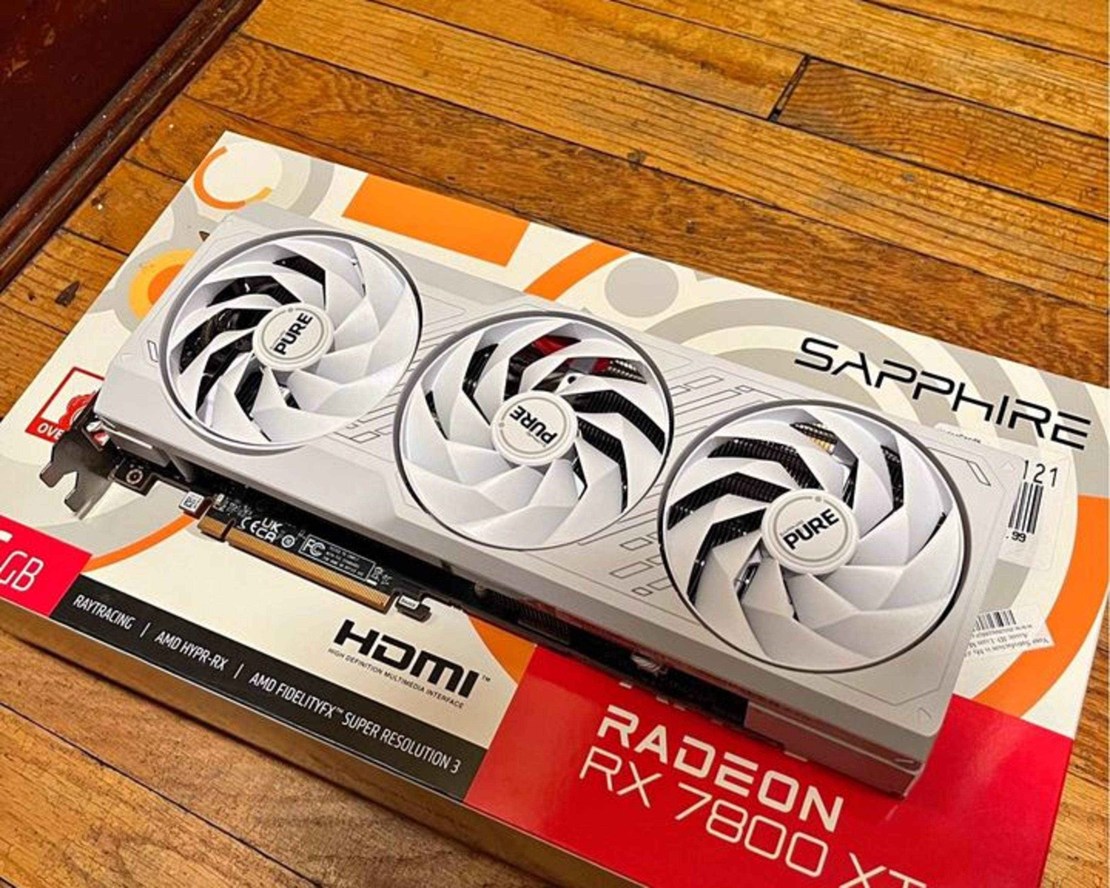 Sapphire Pure AMD Radeon RX 7800XT 16GB