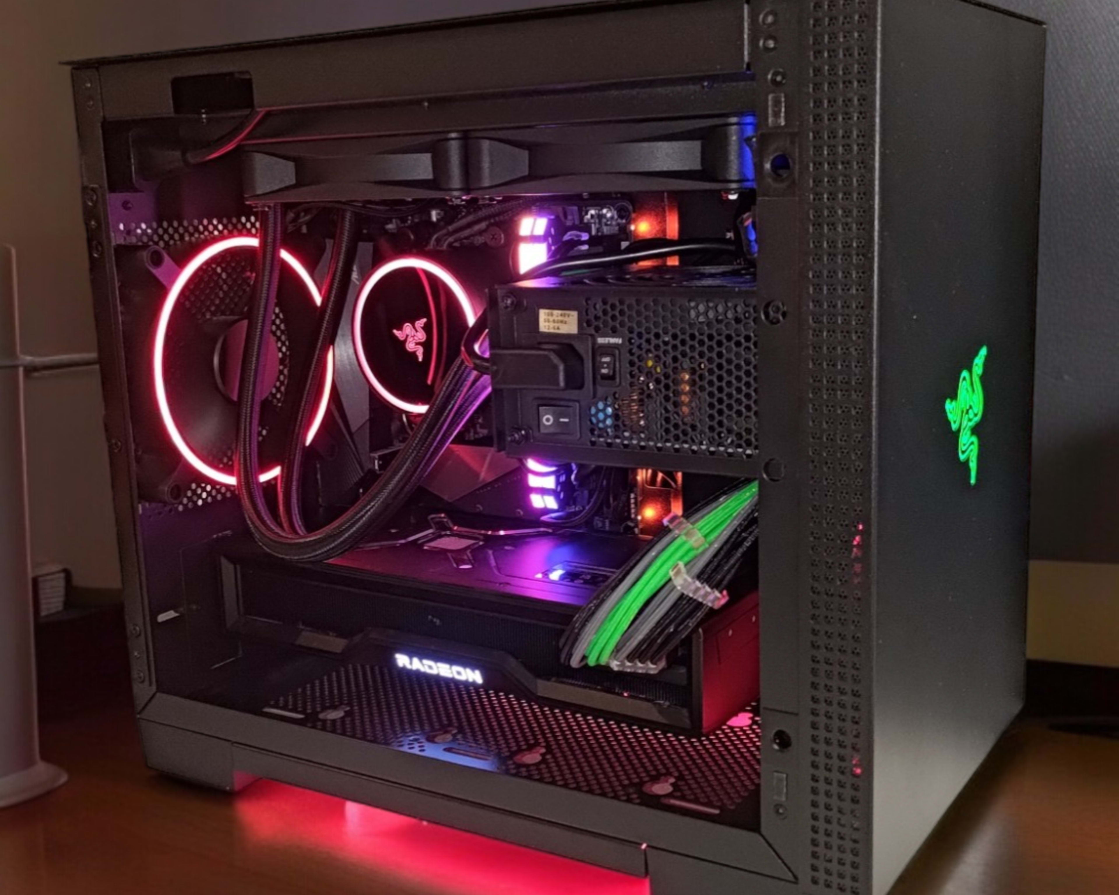 🐍The Mostly Razer Build!🐍 Ryzen 5700X3D | RX 6950XT | 32GB Ram | 1TB NVME