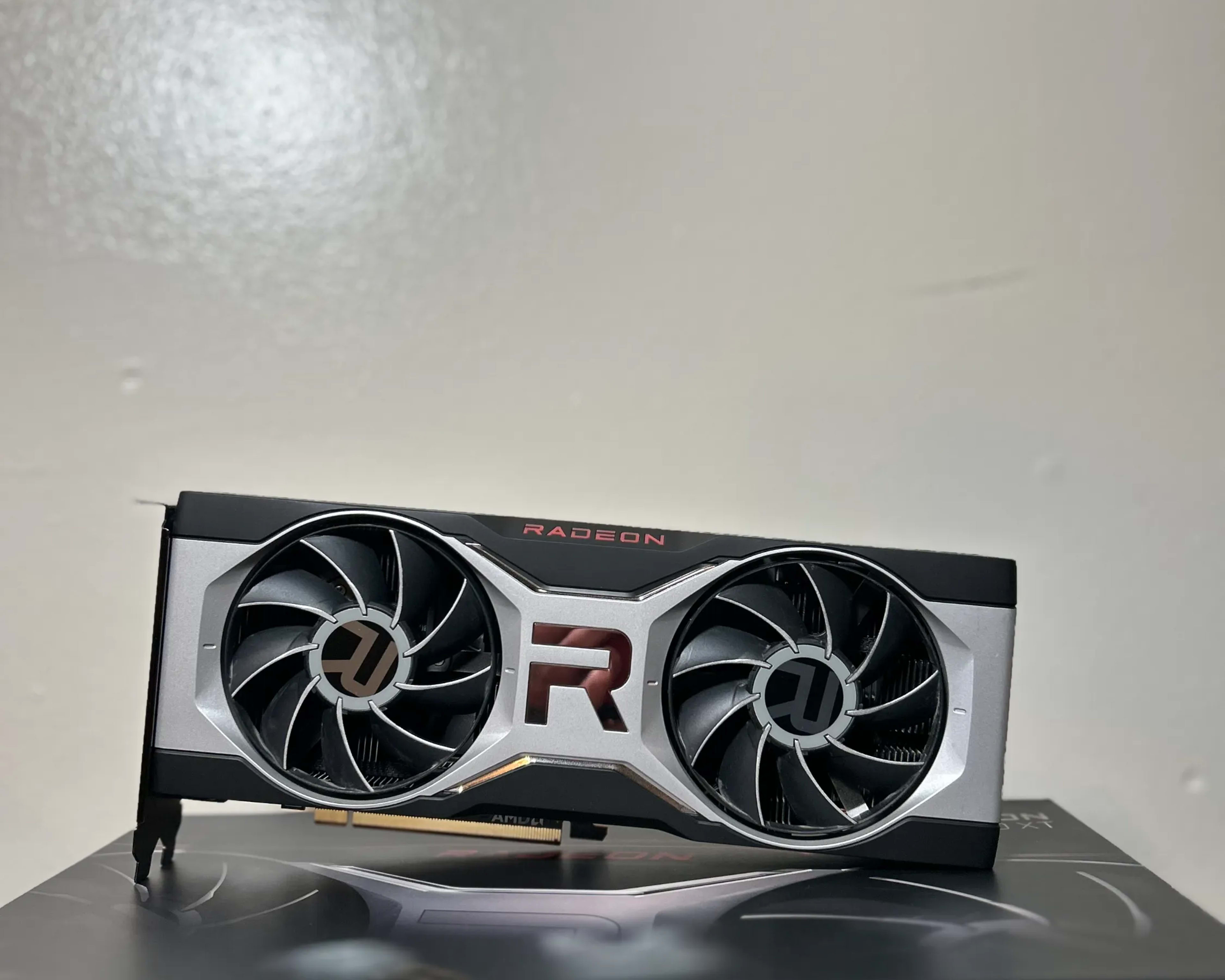 EVGA RTX 2080 TI | Jawa EVGA RTX 2080 TI | Jawa