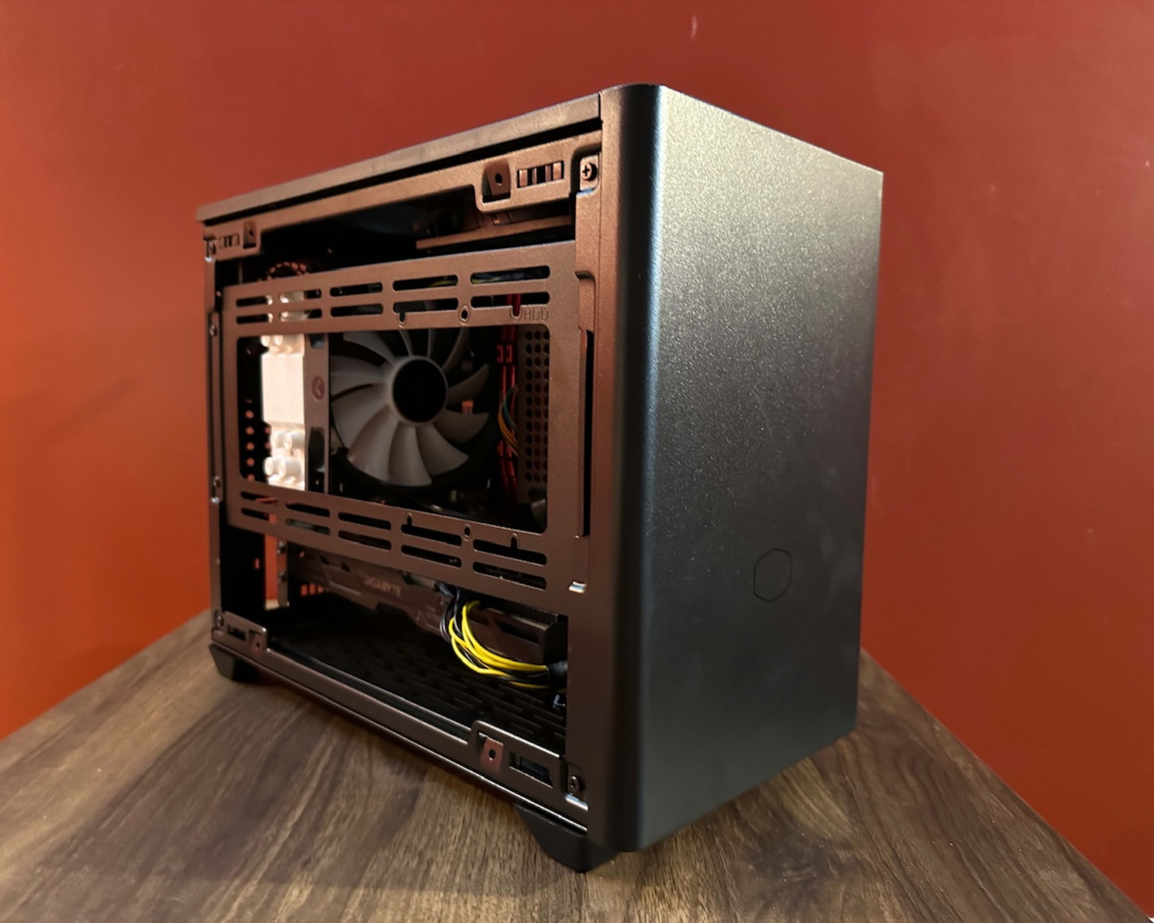 Custom ITX Gaming PC - Intel Core i5 6600K - Nvidia GeForce GTX 1060 6GB - 16GB RAM - 1tb nVME