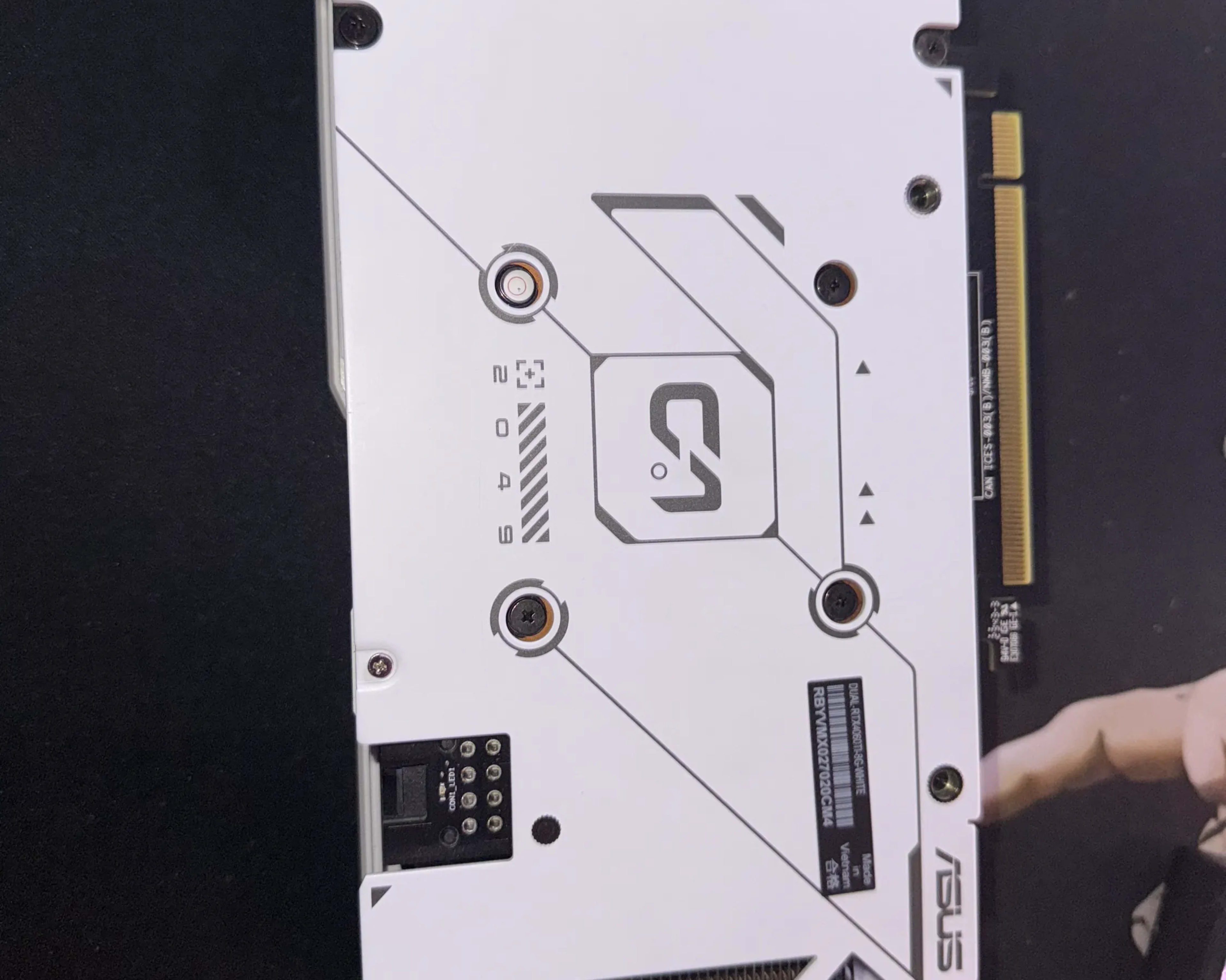 Asus ROG Strix RTX 3080 White Edition | Jawa Asus ROG Strix RTX 3080 White Edition | Jawa
