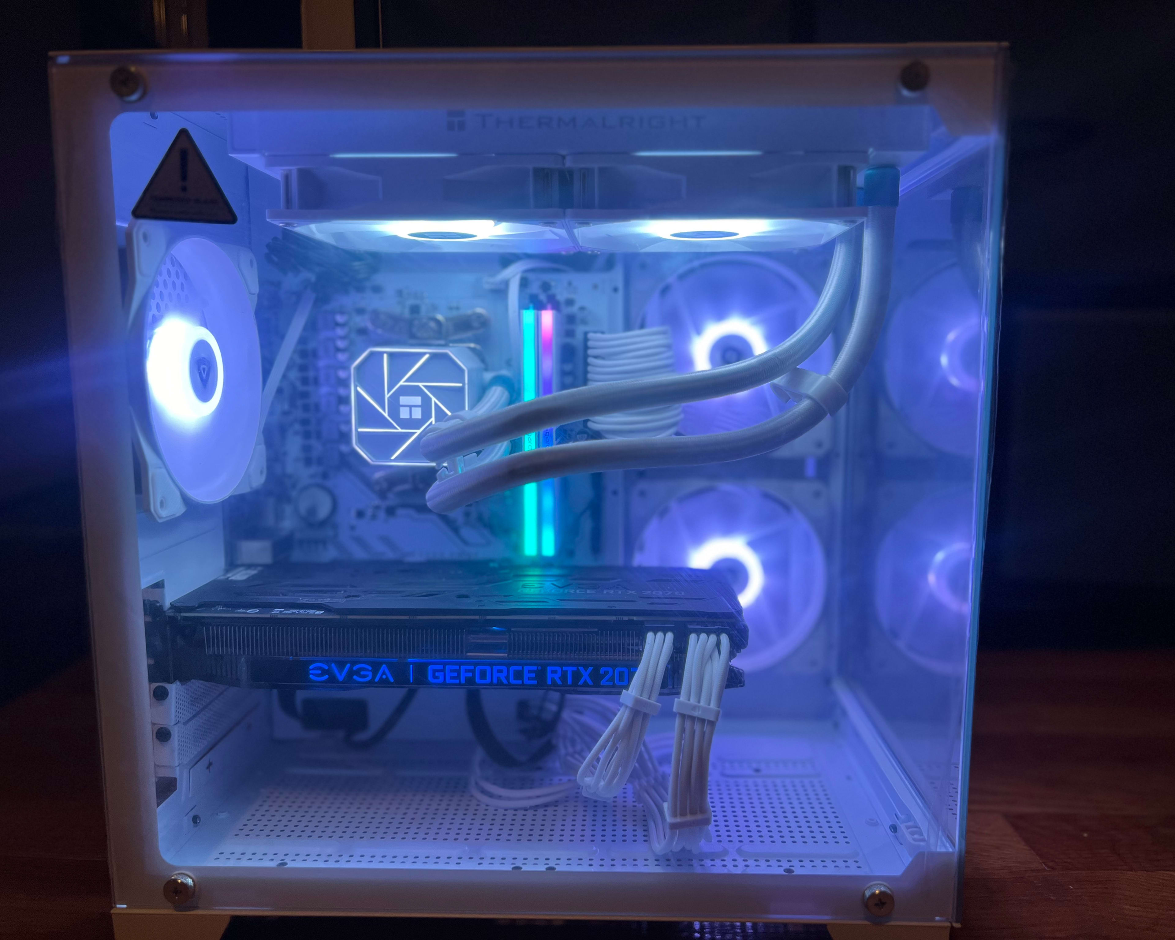 🧊ARCTIC ZERO🧊 Gaming PC Ryzen 7 5700X 16GB RAM | RTX 2070 (Beats 3060)|1TB NVMe SSD Win10 PRO