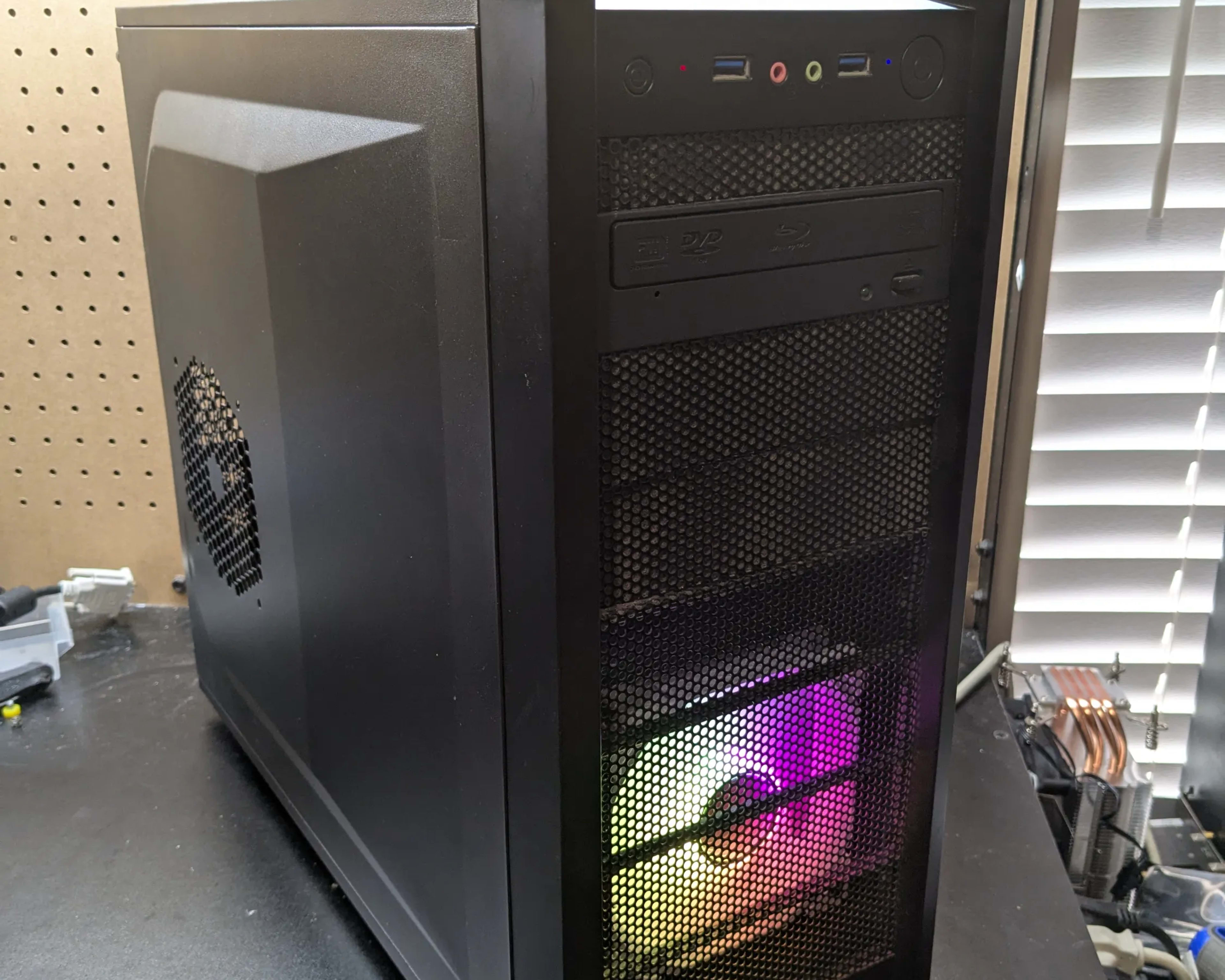 ⚡ GTX 960, INTEL 8-CORE, 16GB RAM, 256GB M.2 + 320GB HDD ⚡ GTX 960, INTEL 8-CORE, 16GB RAM, 256GB M.2 + 320GB HDD