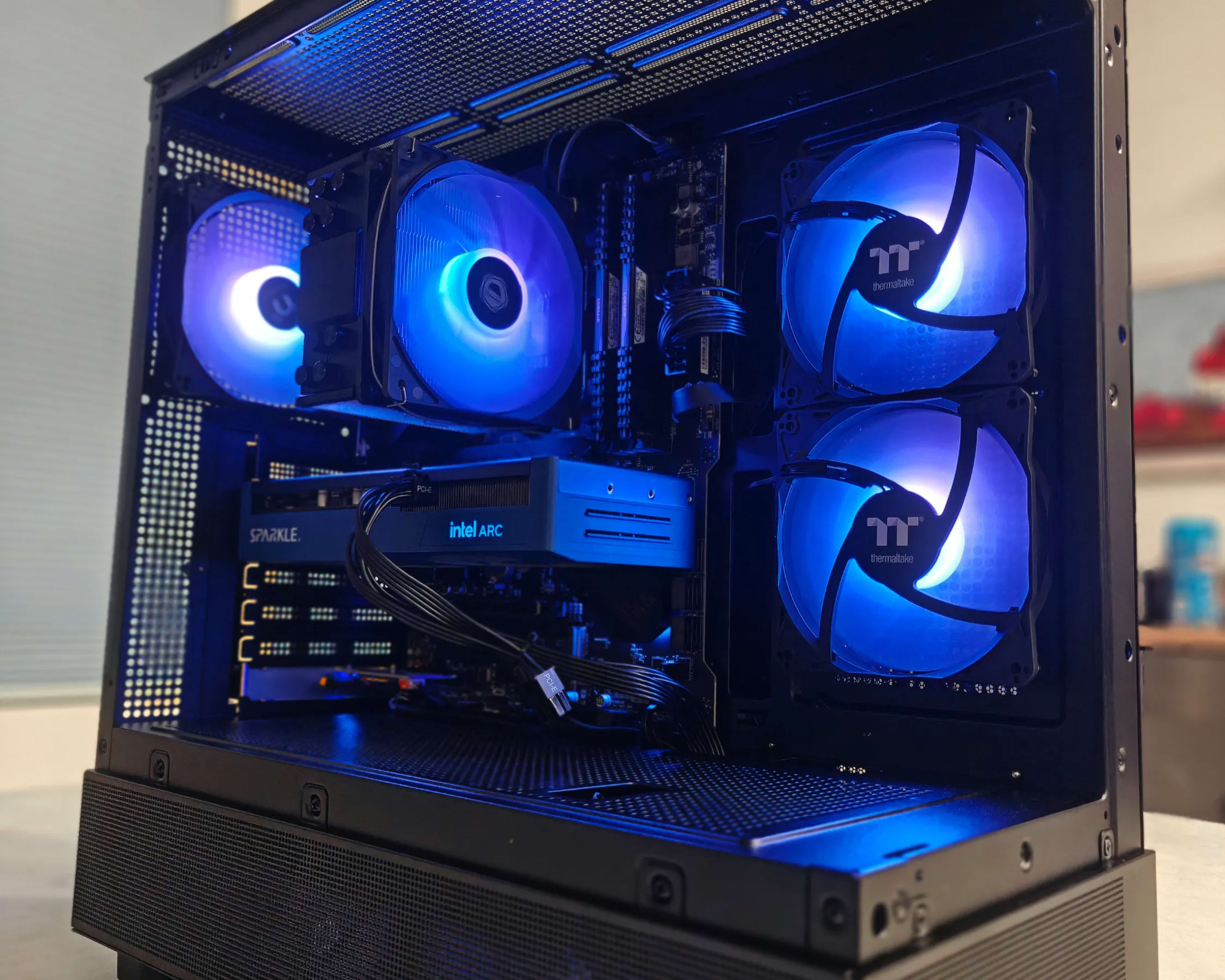 RTX 3060 Ti | Ryzen 5 3600 | 16gb RAM | Jawa RTX 3060 Ti | Ryzen 5 3600 | 16gb RAM | Jawa