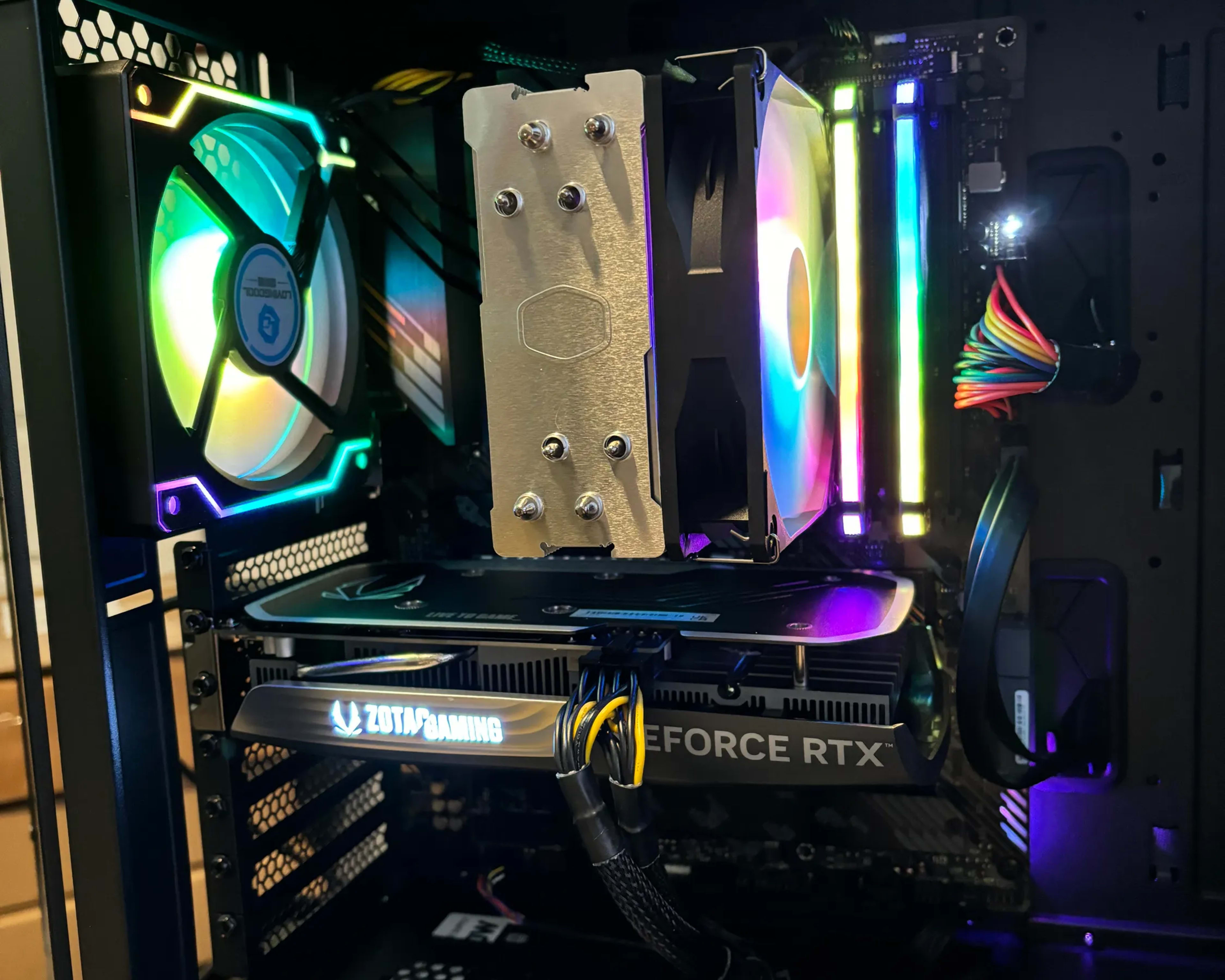 Expandable - Ryzen 7 5800x3D 4060 Gaming PC