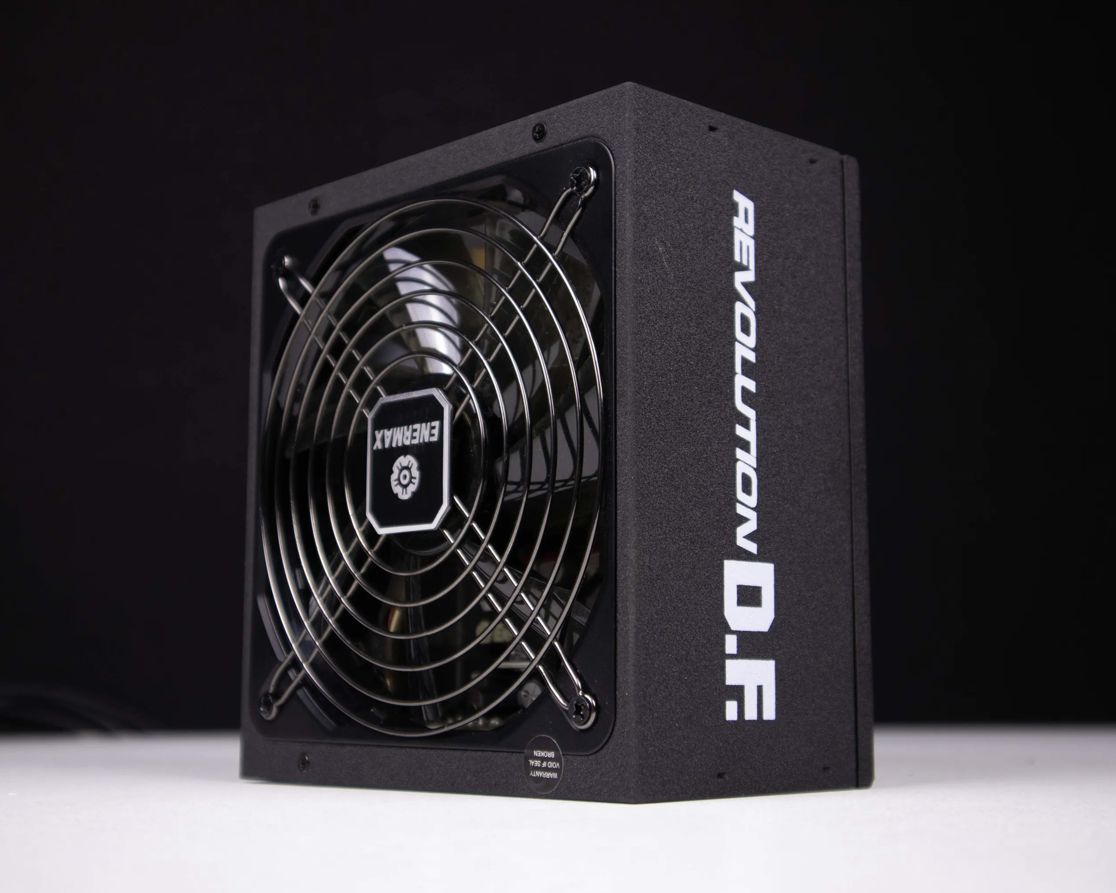 Enermax Revolution D.F 850W 80+ Gold Full Modular Power Supply