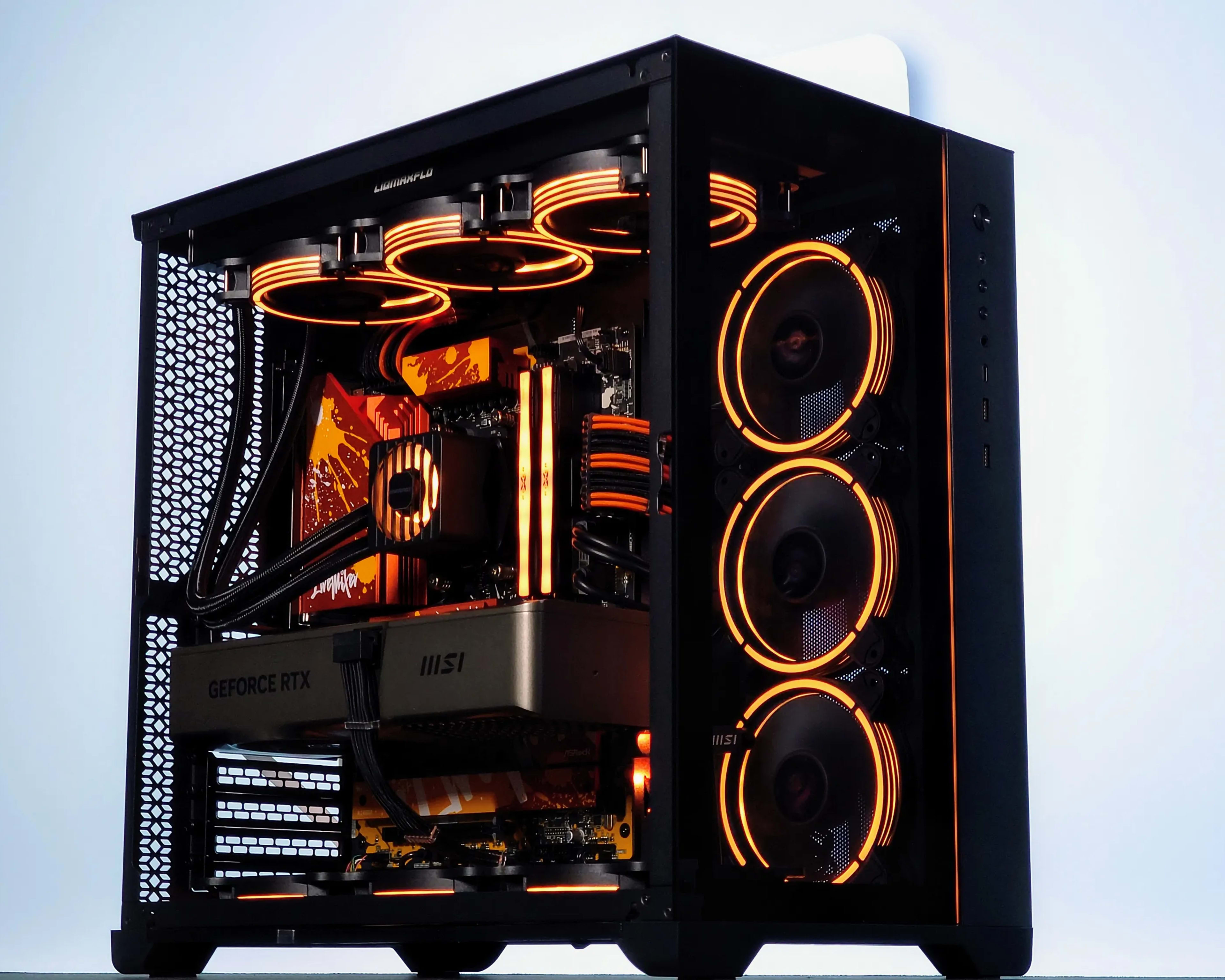 🧡🏎️MCL60 Extreme Gaming PC🔸Nvidia RTX 4080 Super 16GB🔸AMD Ryzen 7 7800X3D🔸32GB DDR5🔸2TB