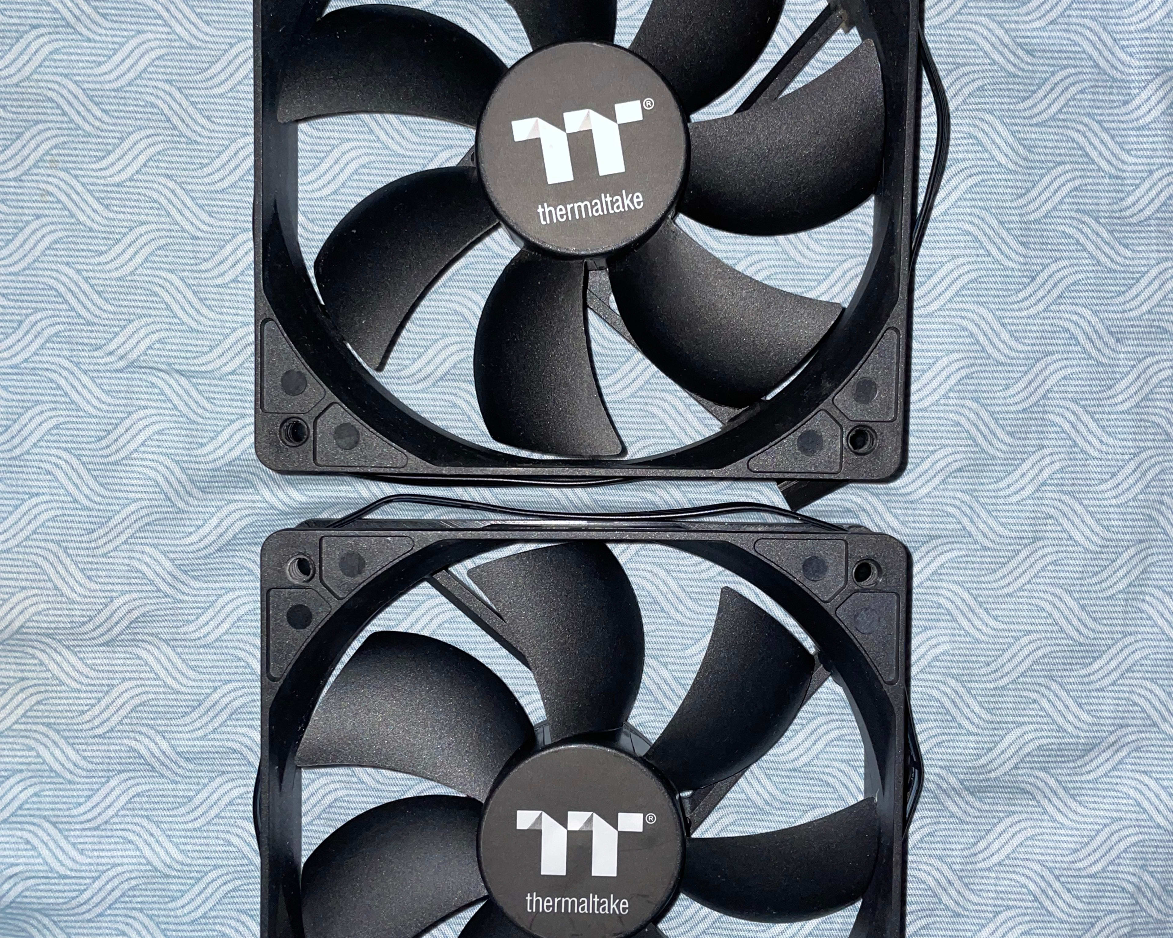 Assorted Corsair/ThermalTake/Antec 120mm Case Fans x4