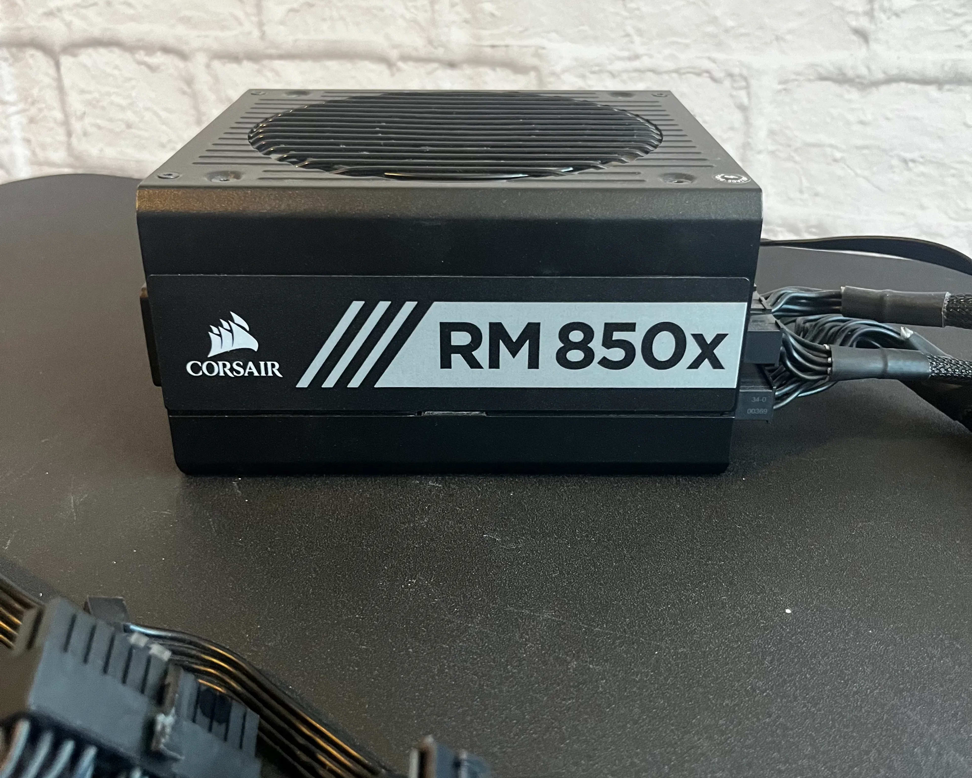 Corsair RM850x (2021) 850 W 80+ Gold Certified Fully Modular ATX Power Supply