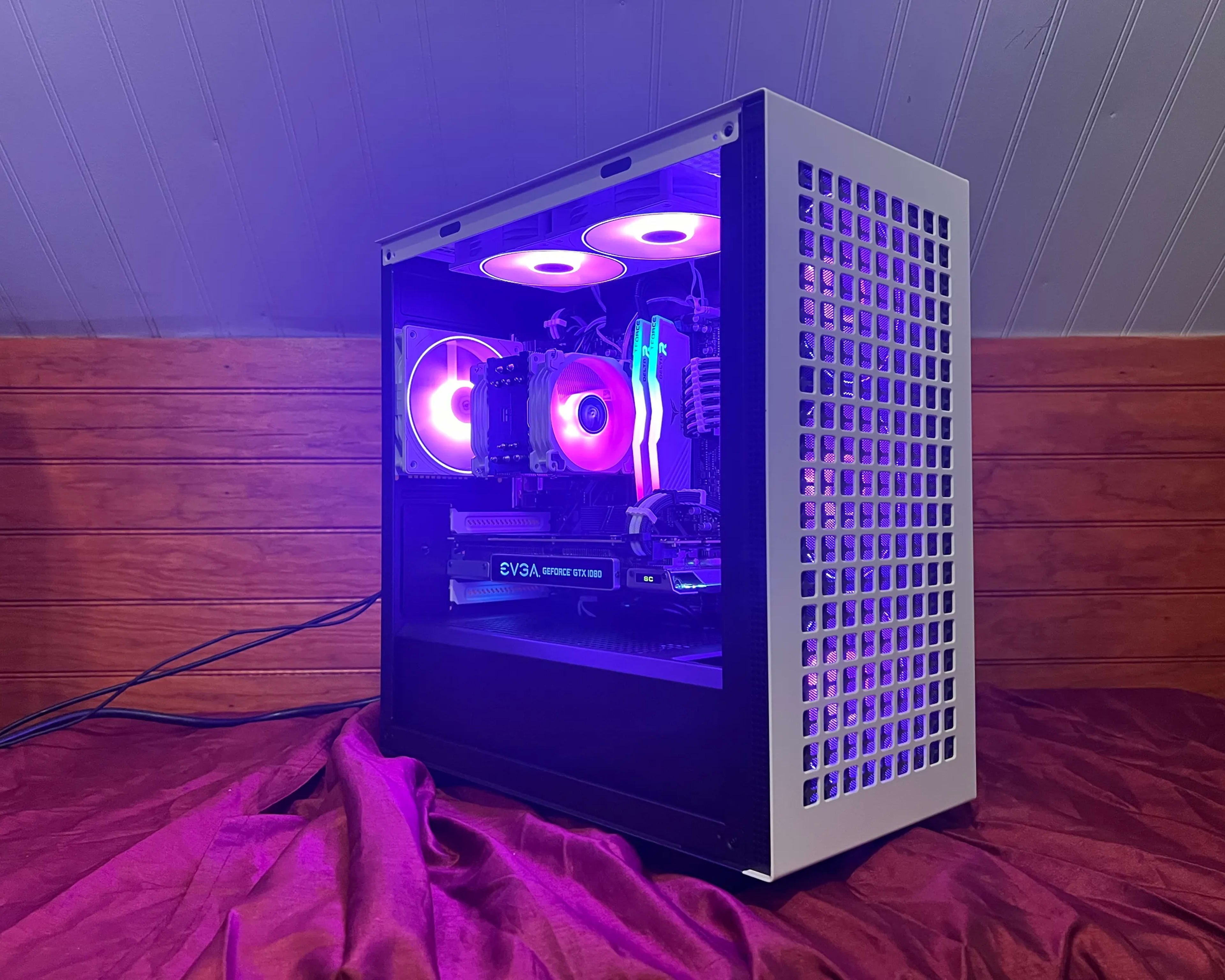 "The Star" 5600x, GTX 1080, black and white gaming pc with 32gb ram, WI-FI, and free headset