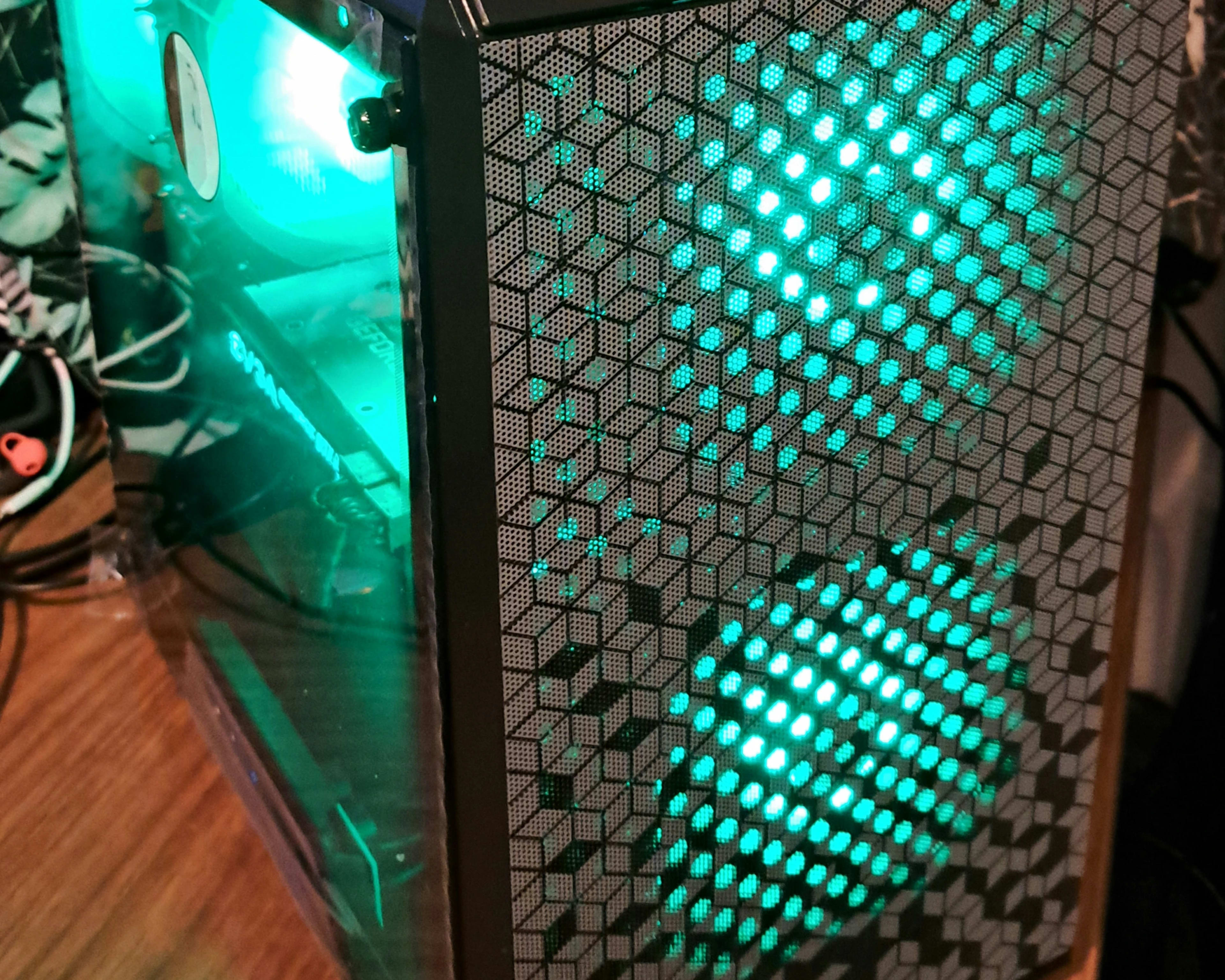 Custom Gaming PC - I7 - EVGA GTX 1080 FTW2 - 16GB RAM - 1TB SSD