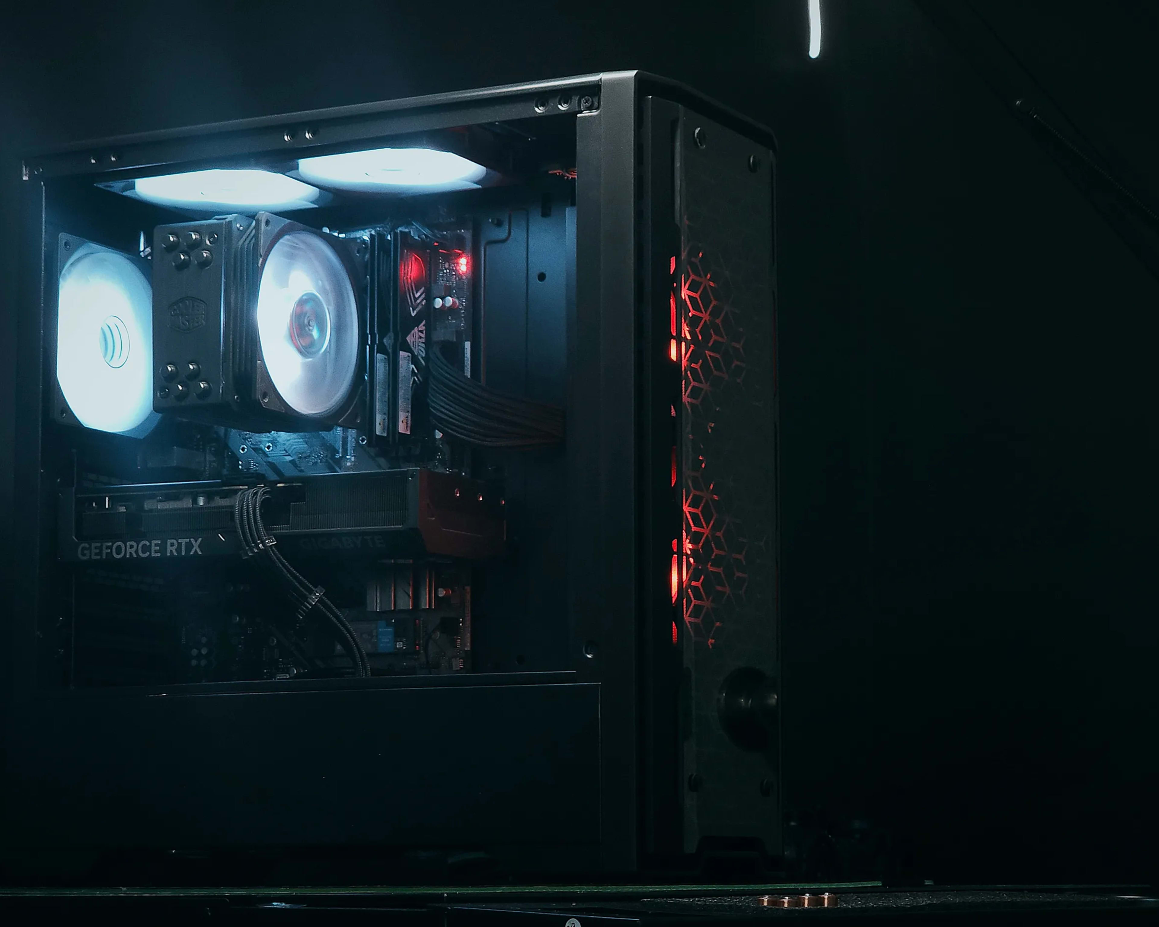 ♣️⚫️Phantom RTX 4070 / I7 10700 Gaming PC Computer