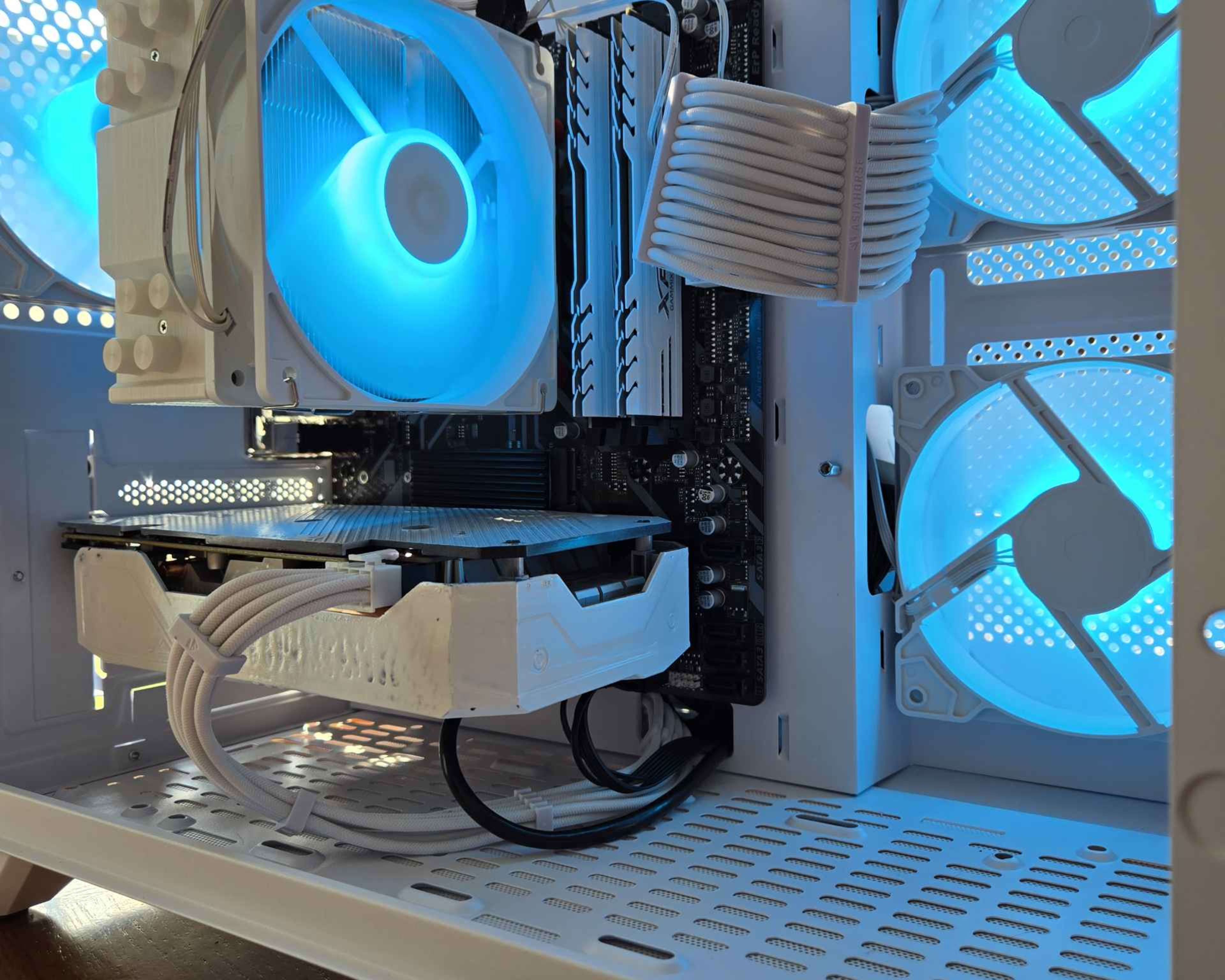 Budget All White GAMING pc With a 1660S RYZEN 7 1800X 16GB 3000MHZ RAM 512GB M.2