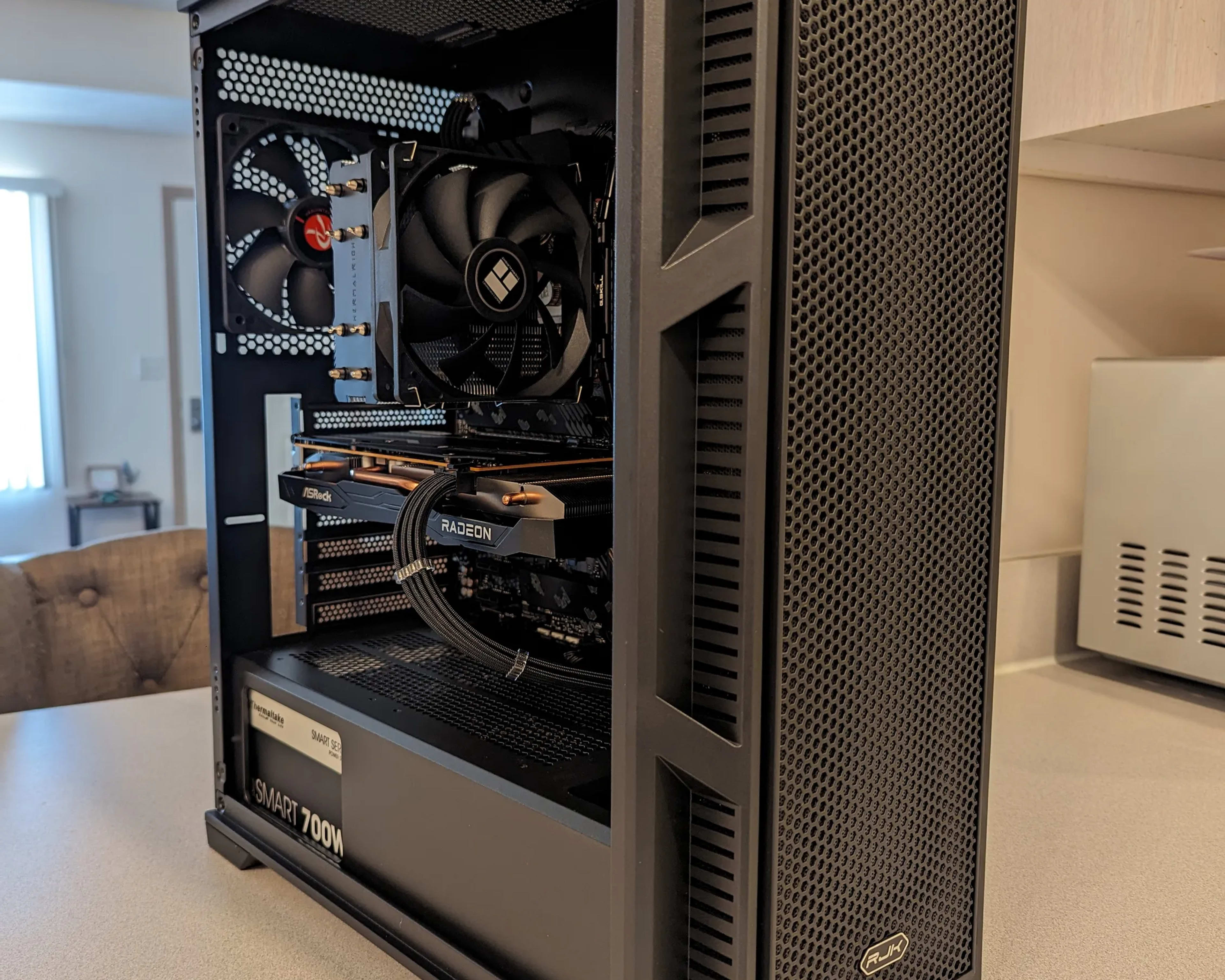 Ryzen 5 5600X3D / RX 6650 XT - Gaming PC