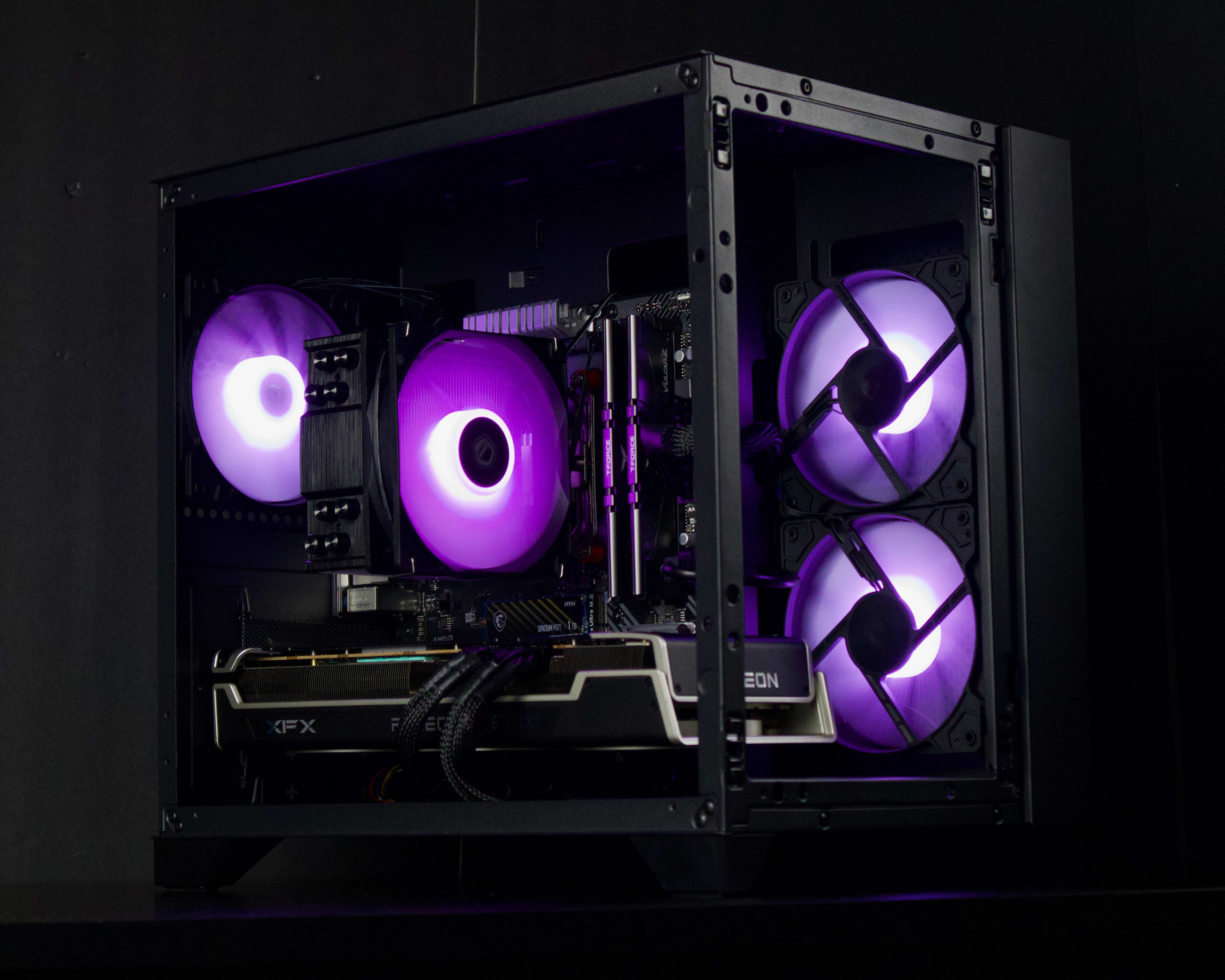 💜 🖤💜 RX 6700 XT ⚫ Ryzen 5 5600 🟣 32GB RAM ⚫ 1TB NVMe