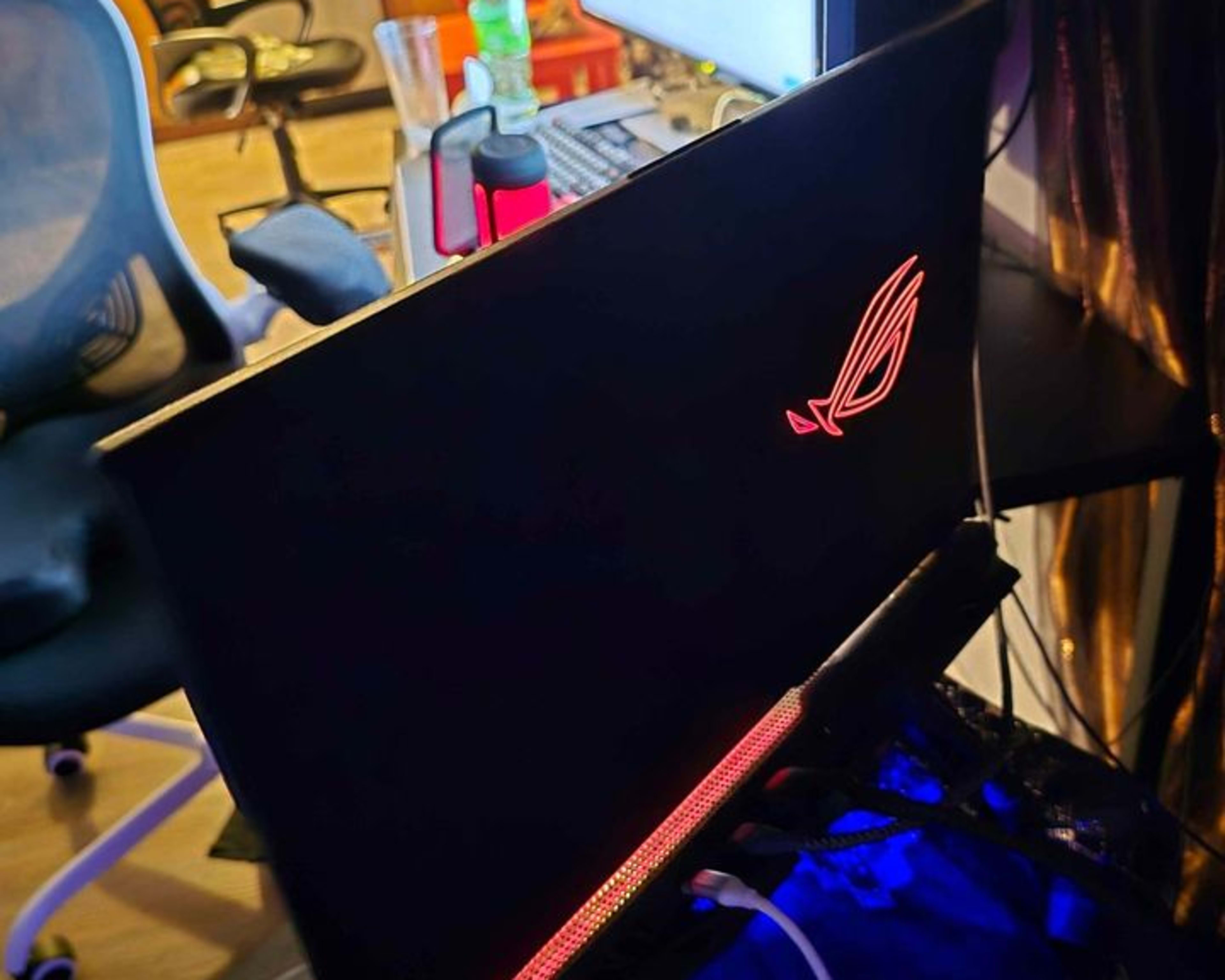 ASUS ROG Strix Scar 15. Core i9 (14 cores) Nvidia 3070 Ti 16GB ddr5 1TB SSD. 300Hz IPS FHD display.