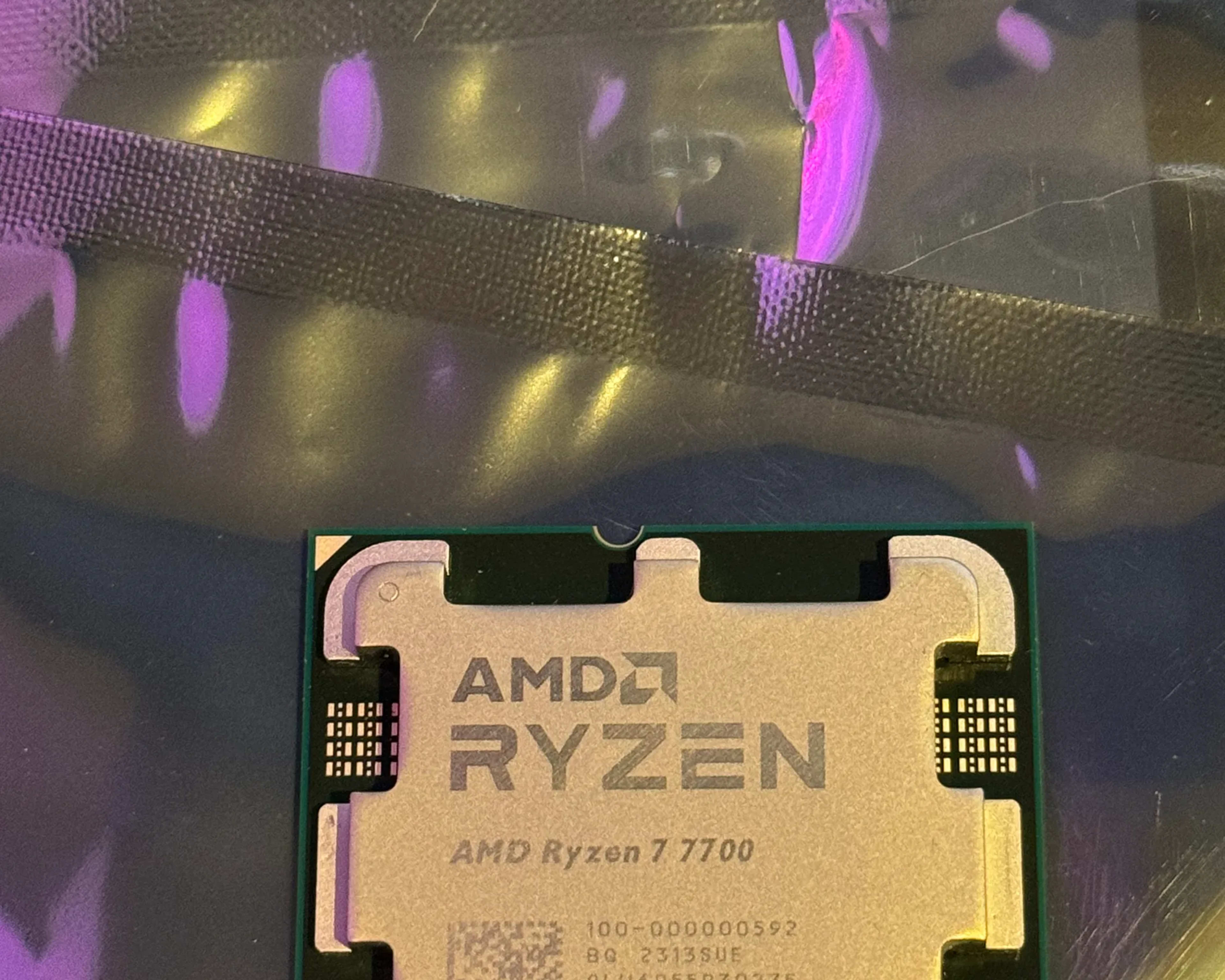 AMD Ryzen 7 7700 8-Core, 16-Thread Unlocked Desktop Processor