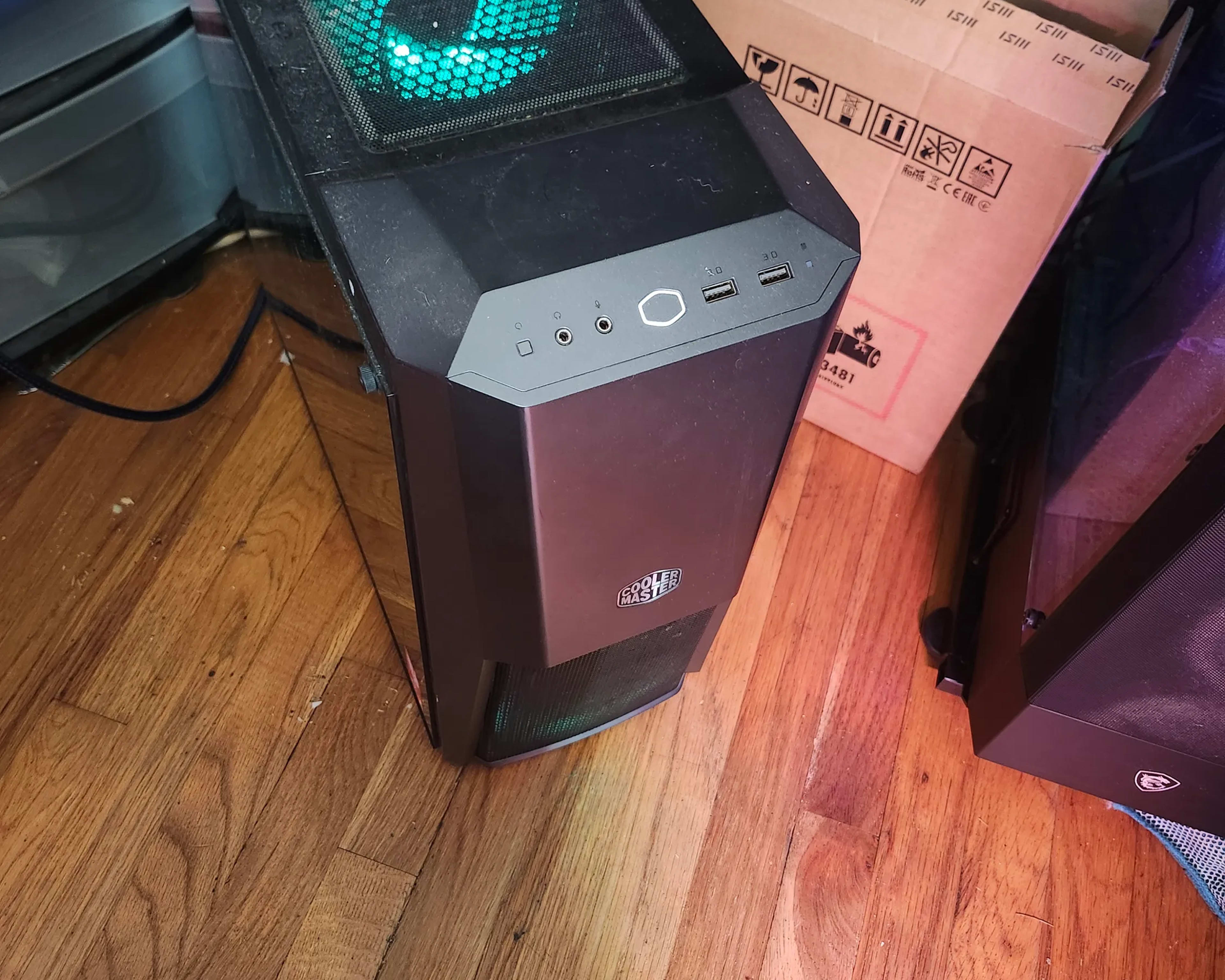 MSI Z590 Gaming desktop Pc 32 gb ram, 1tb storage and 6650 Amd Radeon XT