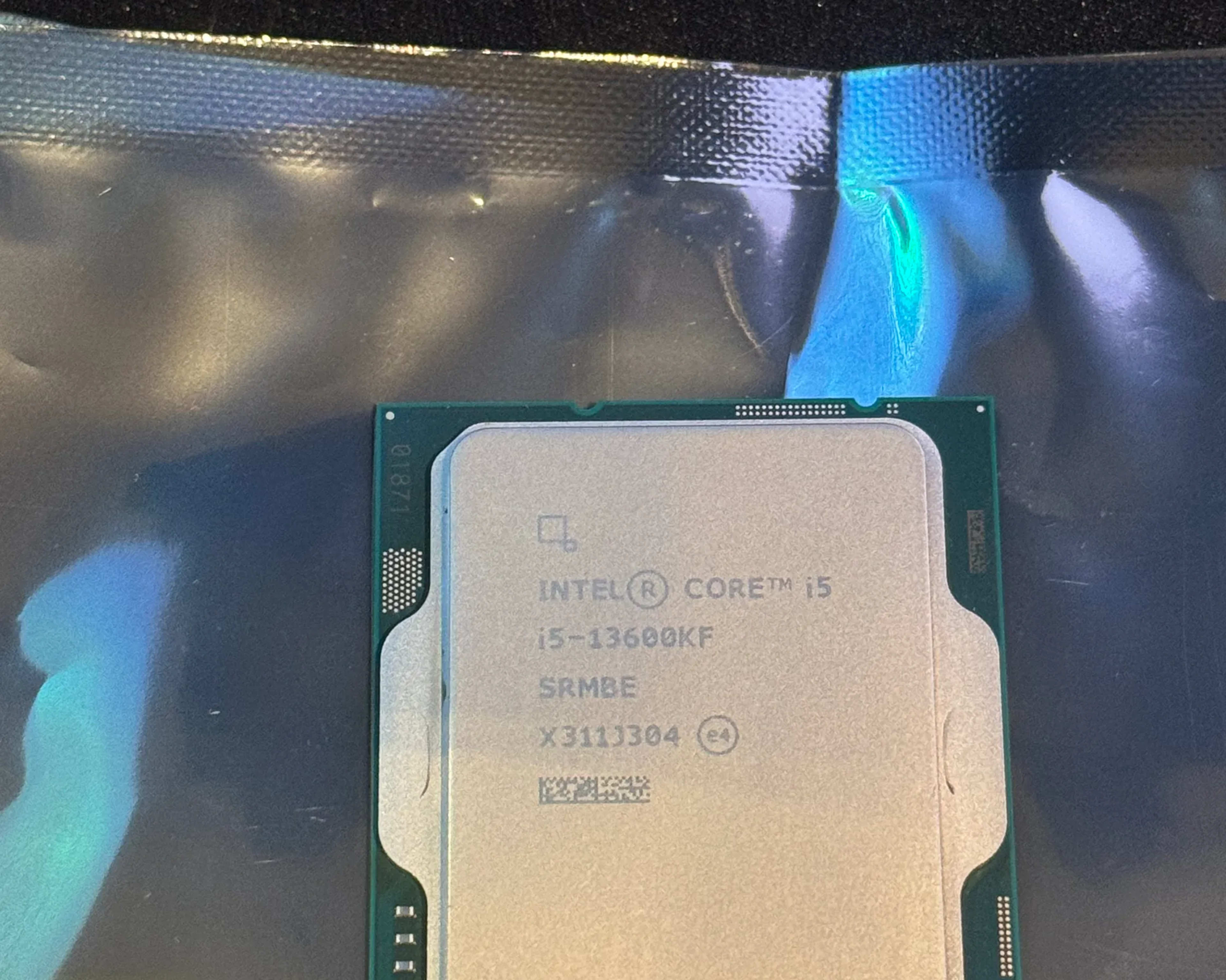 Intel Core i5-13600KFDesktop Processor 14 cores (6 P-cores + 8 E-cores) - Unlocked