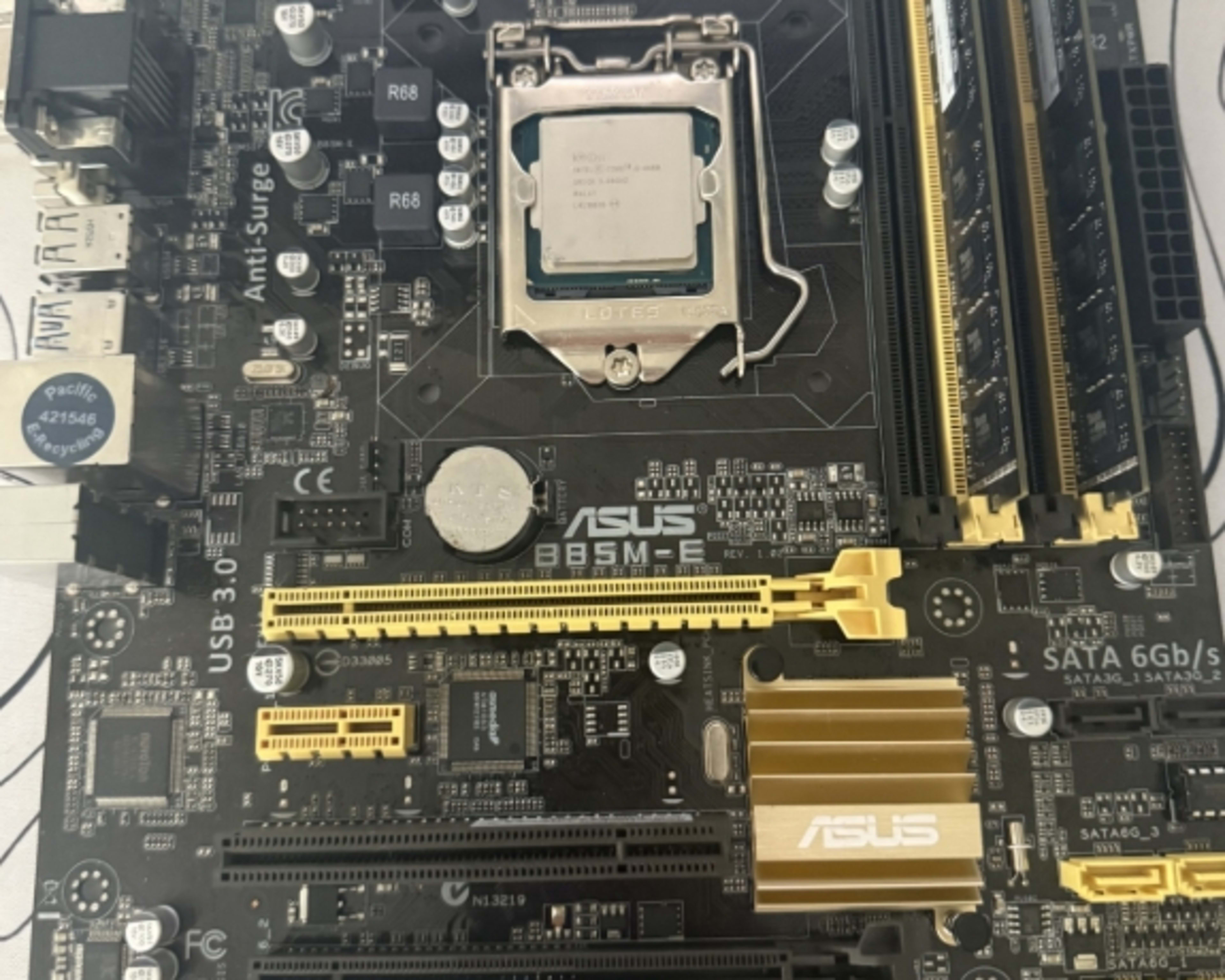 MSI B660M Mortar WIFI DDR4 x Intel Core i5-12400F (Project MSI B660M Mortar WIFI DDR4 x Intel Core i5-12400F (Project