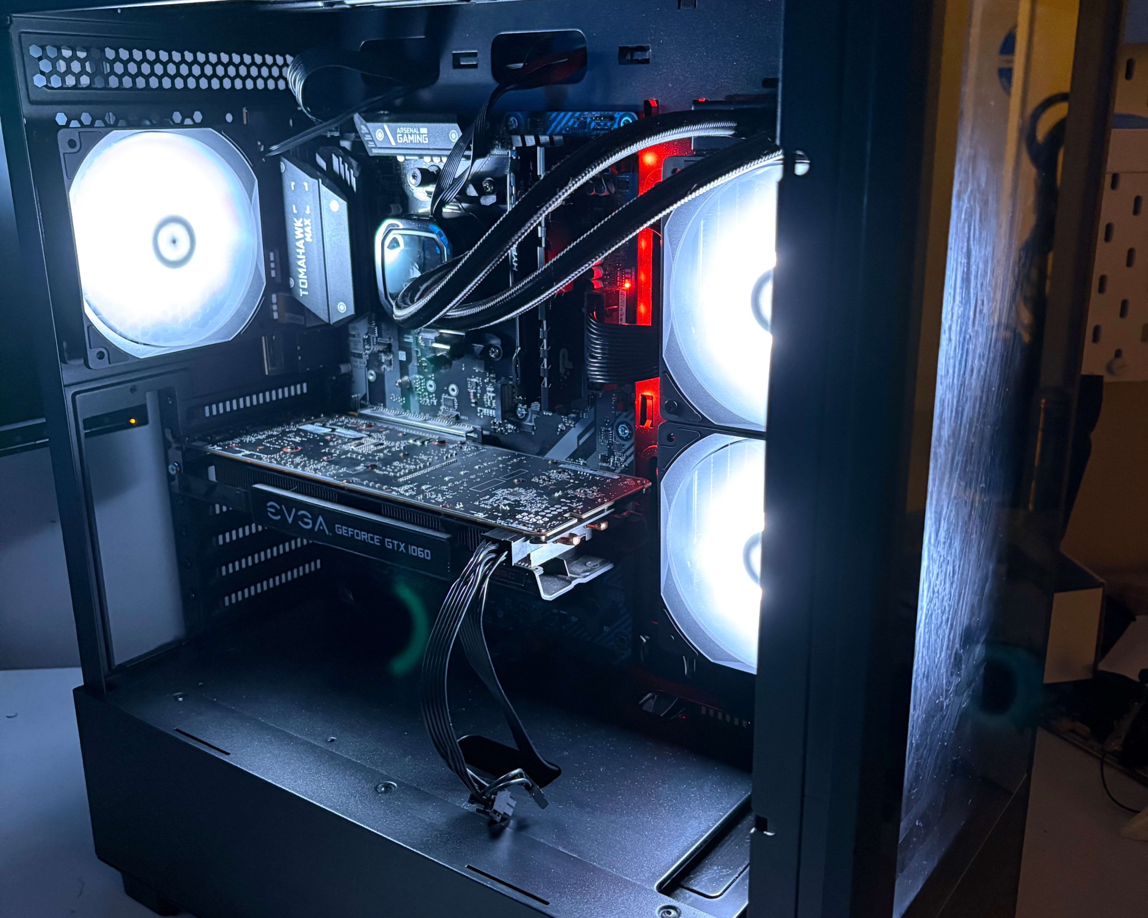 Core i5 4670, GTX 1070, 16gb ram, 700gb storage | Good for Core i5 4670, GTX 1070, 16gb ram, 700gb storage | Good for