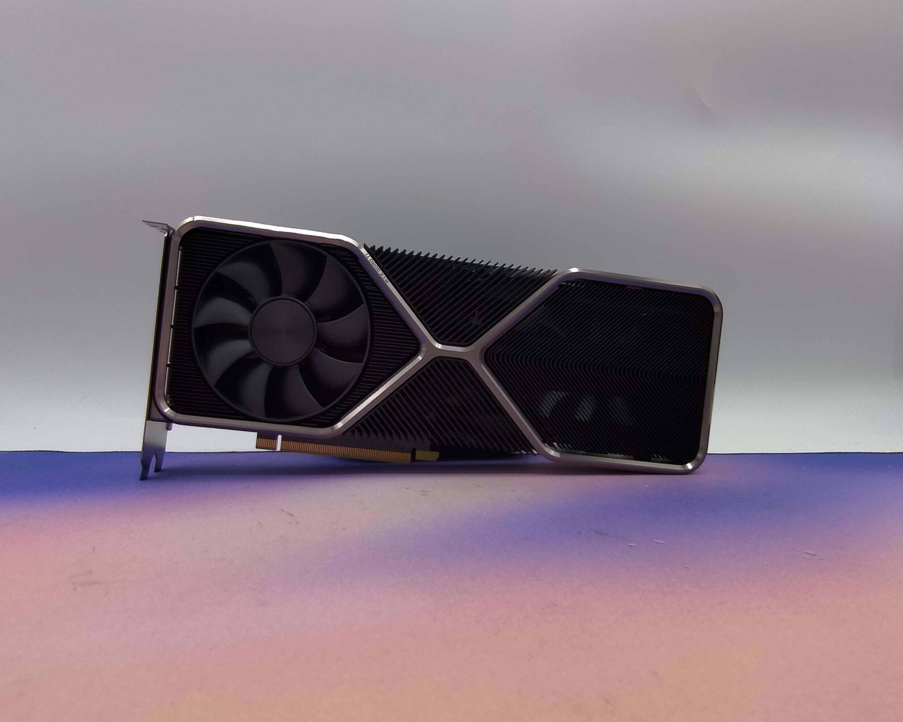 Gigabyte Aorus Master RTX 3070 Ti w/ LCD | Jawa Gigabyte Aorus Master RTX 3070 Ti w/ LCD | Jawa