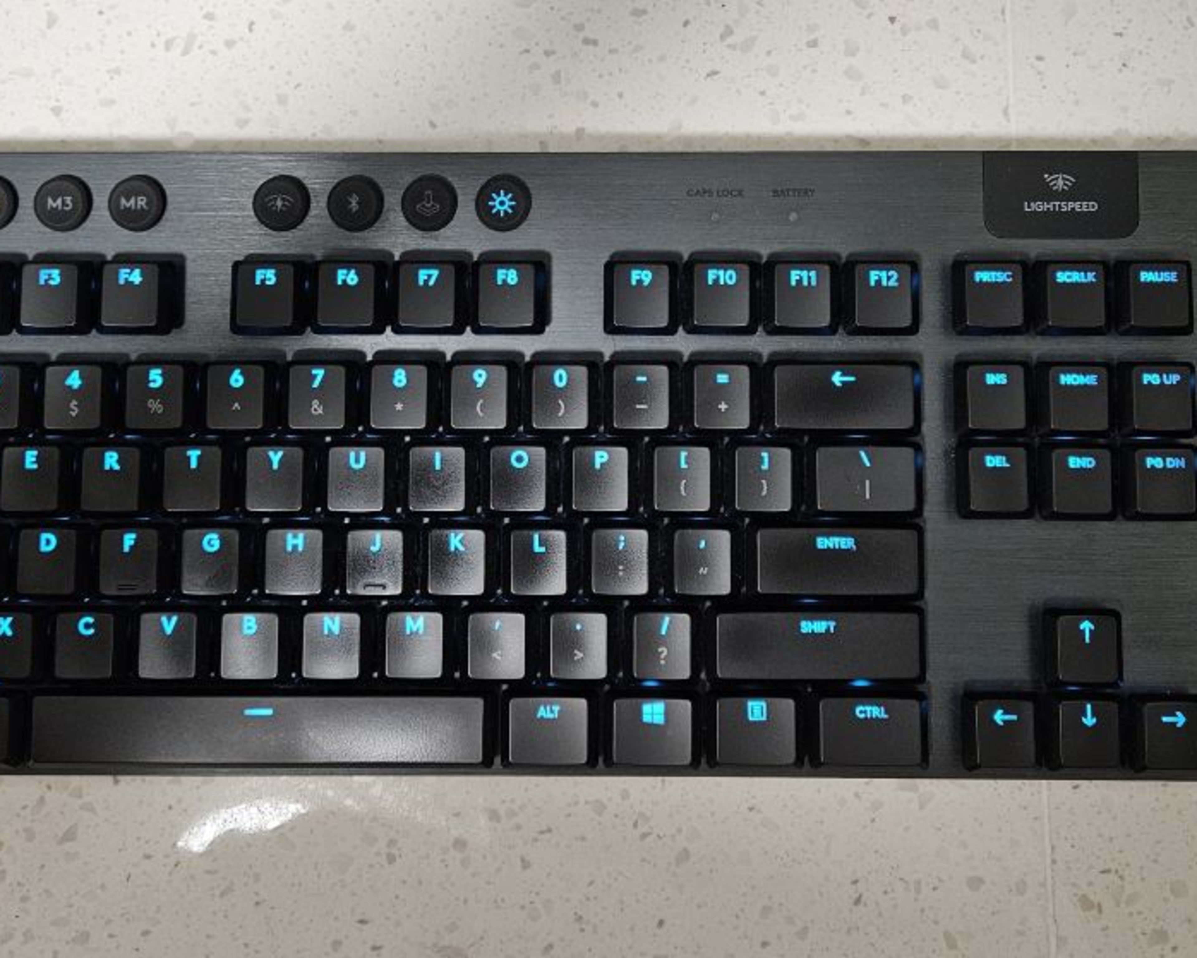 Logitech G915 LIGHTSPEED Wireless RGB Gaming Keyboard GL Clicky Switches - USED