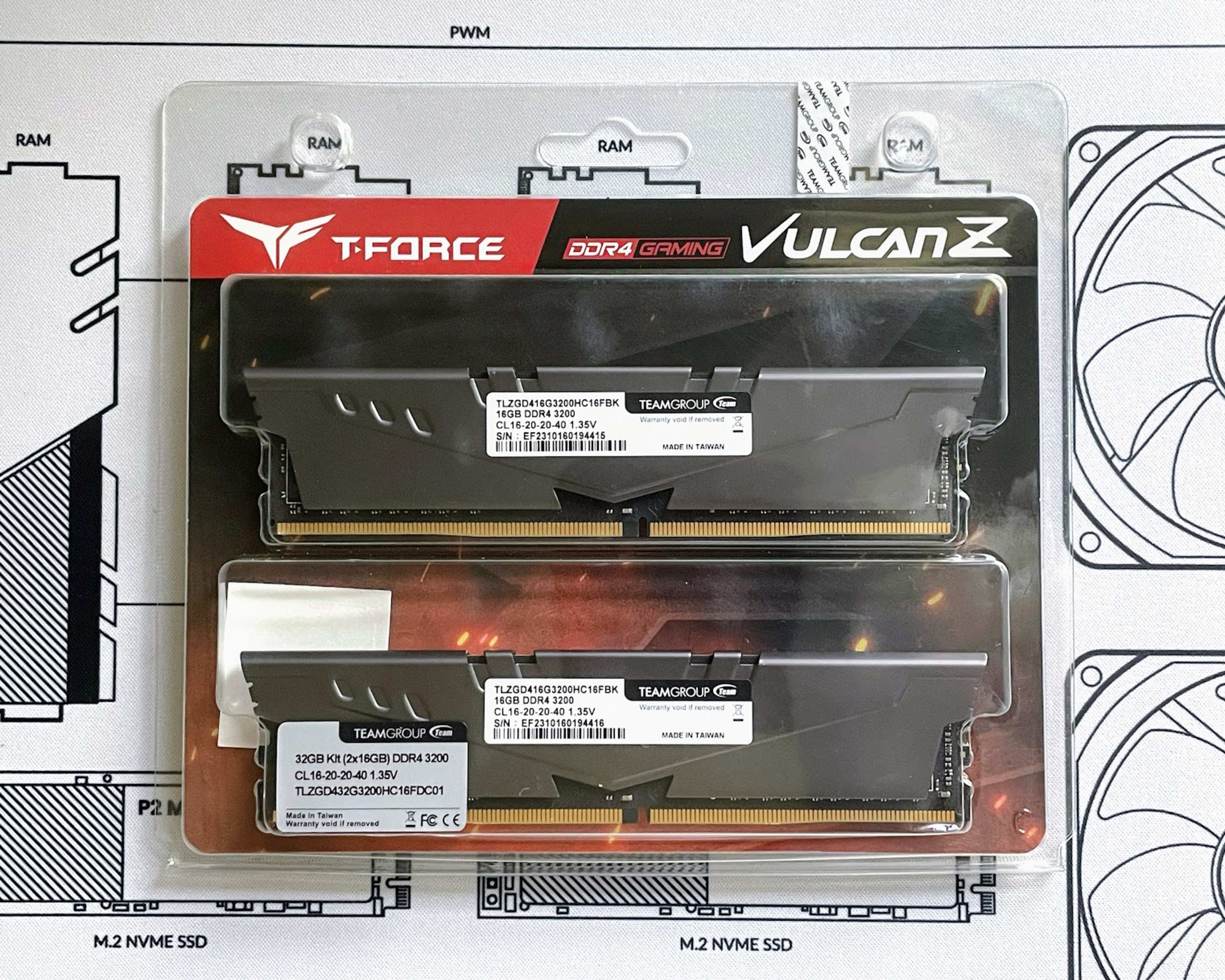 BNIB Team T-FORCE VULCAN Z 32GB Kit (2x16GB) 3200 MHz DDR4 CL16-20-20-40 @ 1.35V RAM Memory - Silver