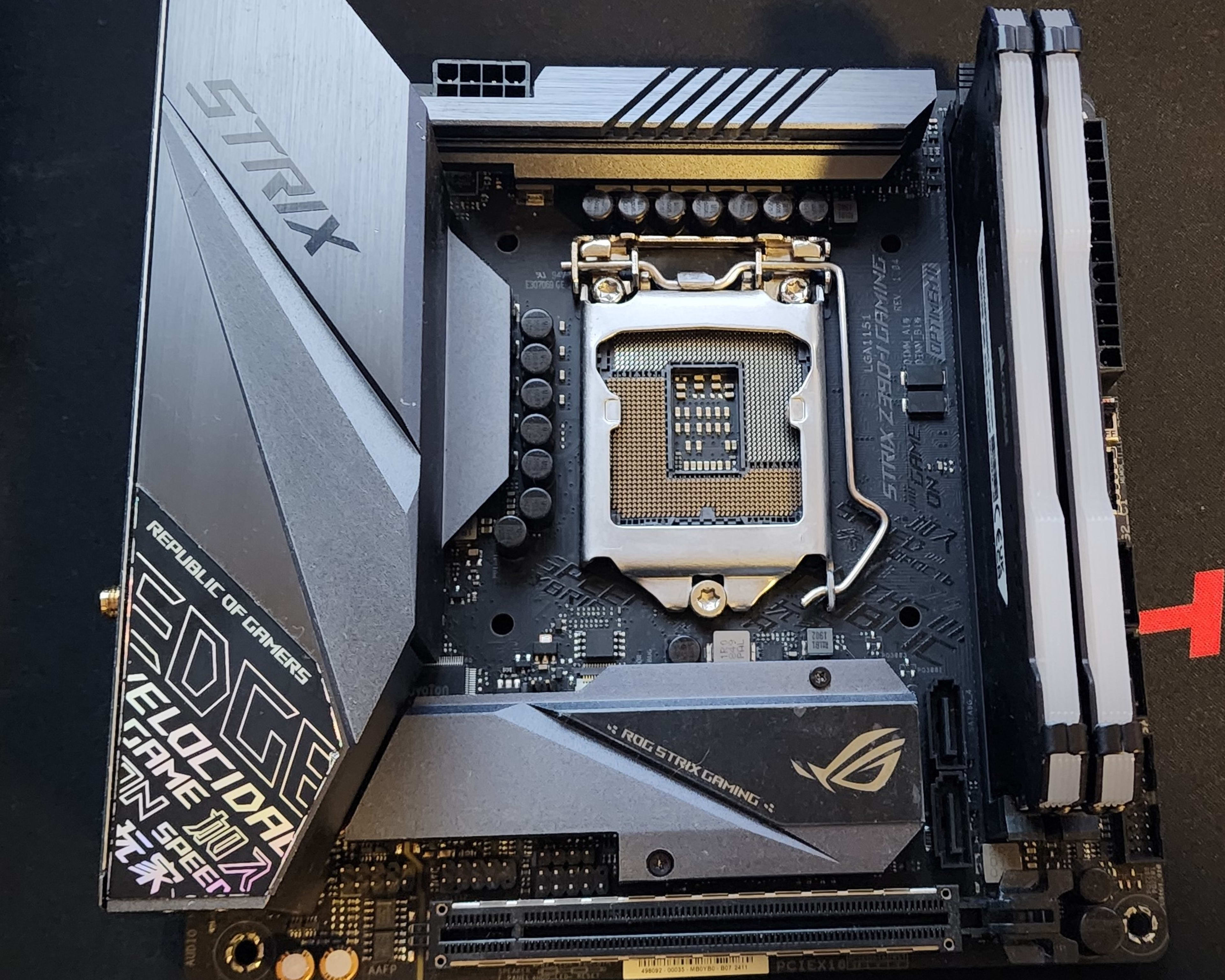 ASUS ROG STRIX Z390-I GAMING