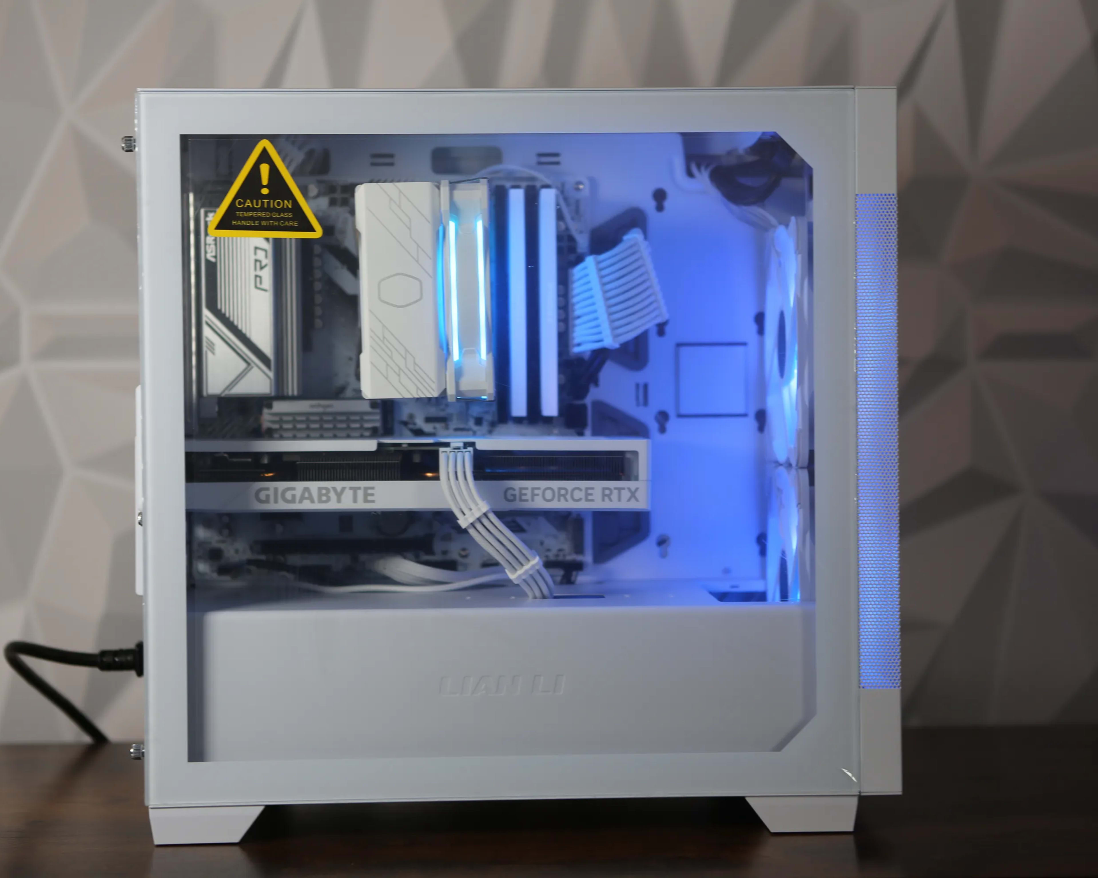 ⚡️RYZEN 5 5600x & RTX 3060 Ti⚡️Perfect 1440p Mid-Level ⚡️RYZEN 5 5600x & RTX 3060 Ti⚡️Perfect 1440p Mid-Level