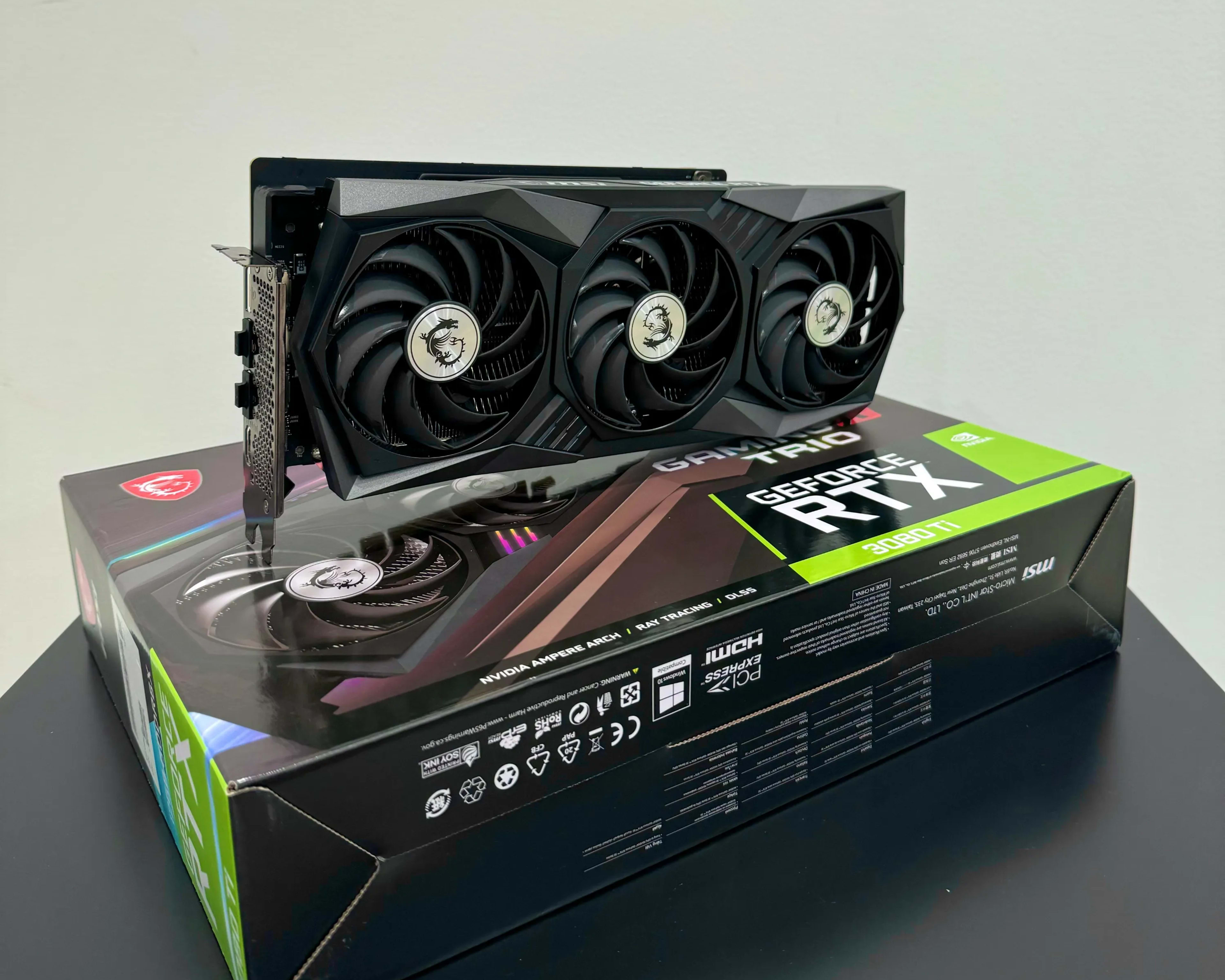 Palit GeForce RTX 3090 GamingPro OC 24GB [Read Description Palit GeForce RTX 3090 GamingPro OC 24GB [Read Description