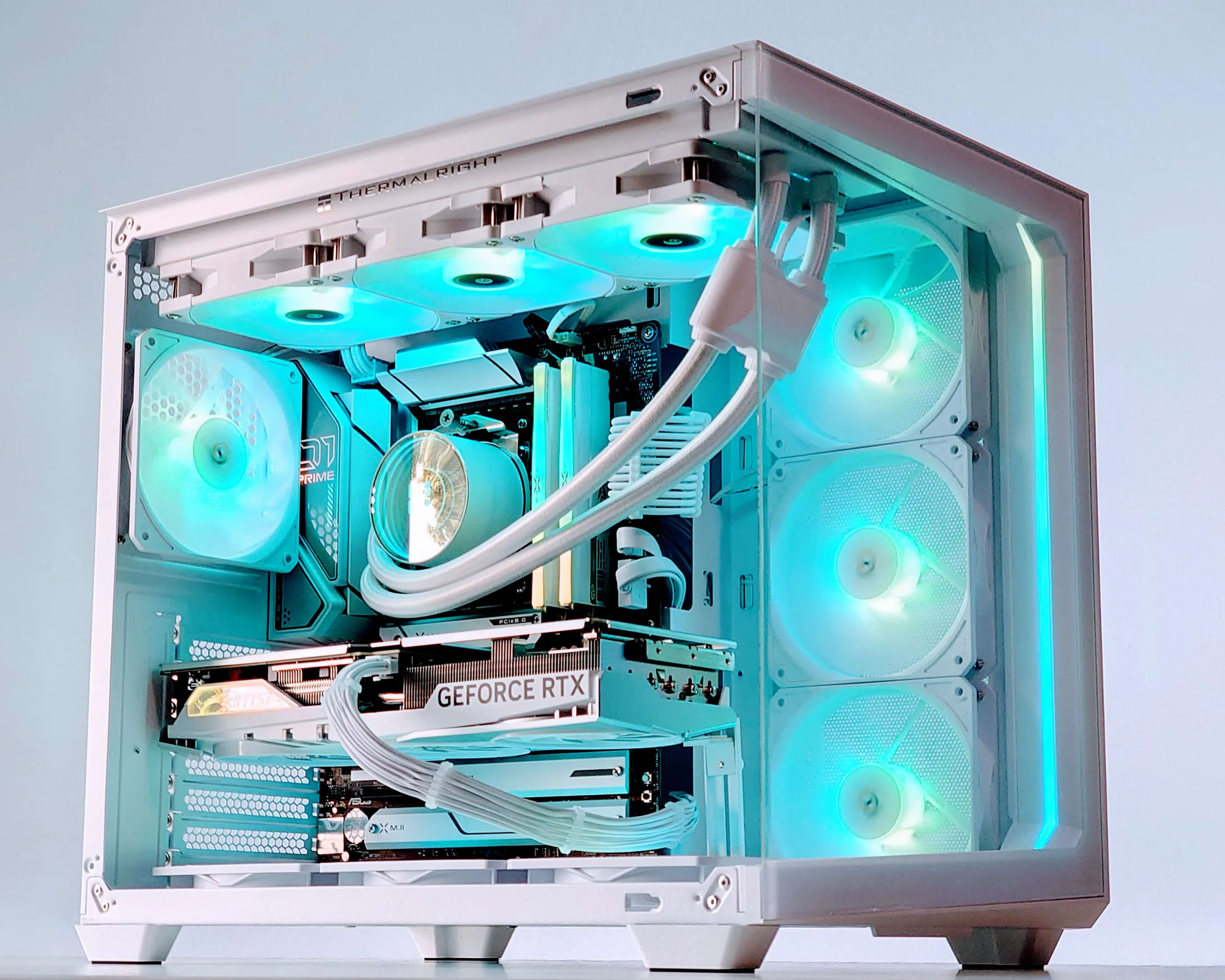 🌬️🧊🐧🥶Iceberg||💧Liquid Cooled Gaming PC❄️Nvidia RTX 4070 Ti 12GB❄️AMD Ryzen 7 7700❄️32GB DDR5❄️ 2TB