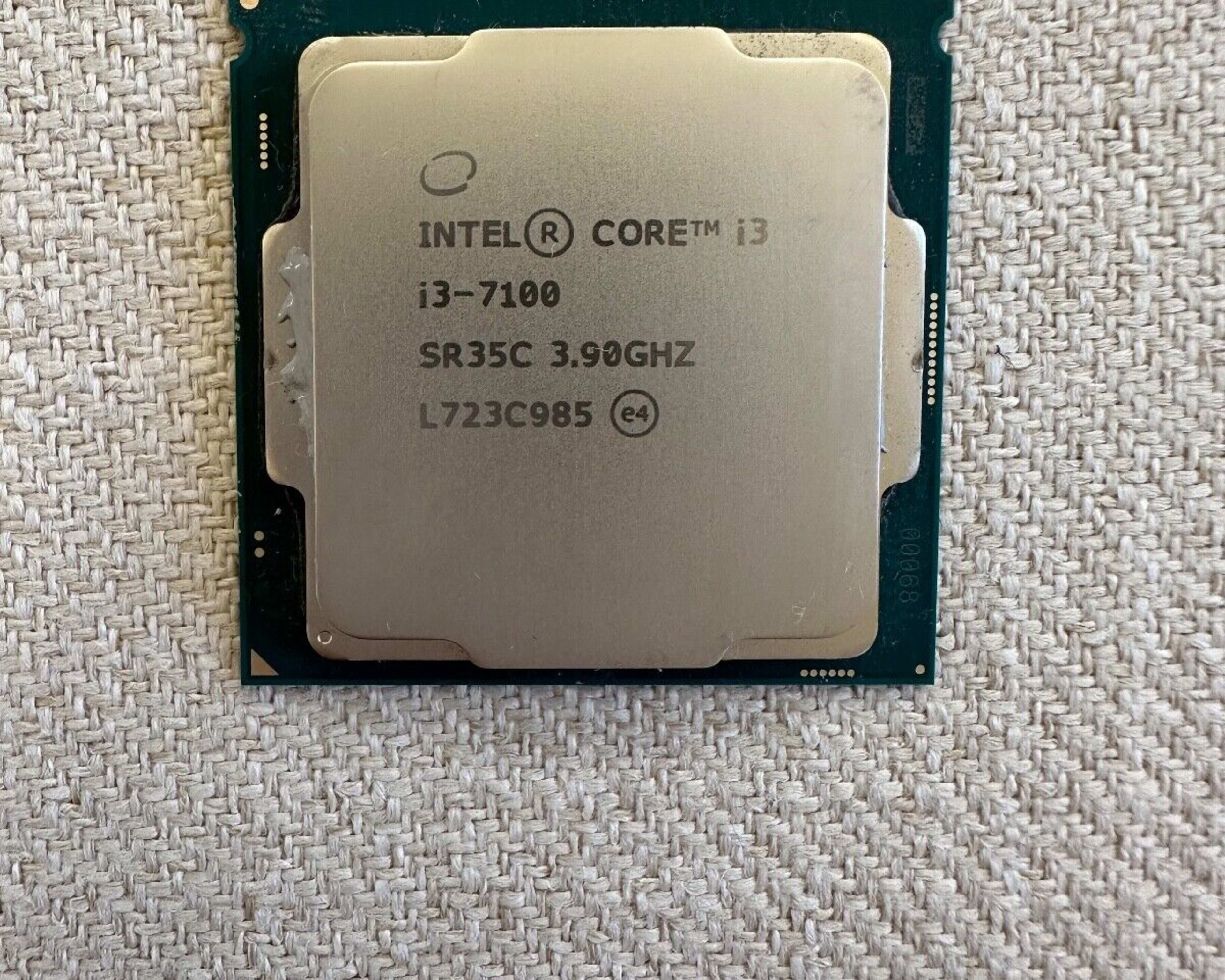 Intel Core i3-7100