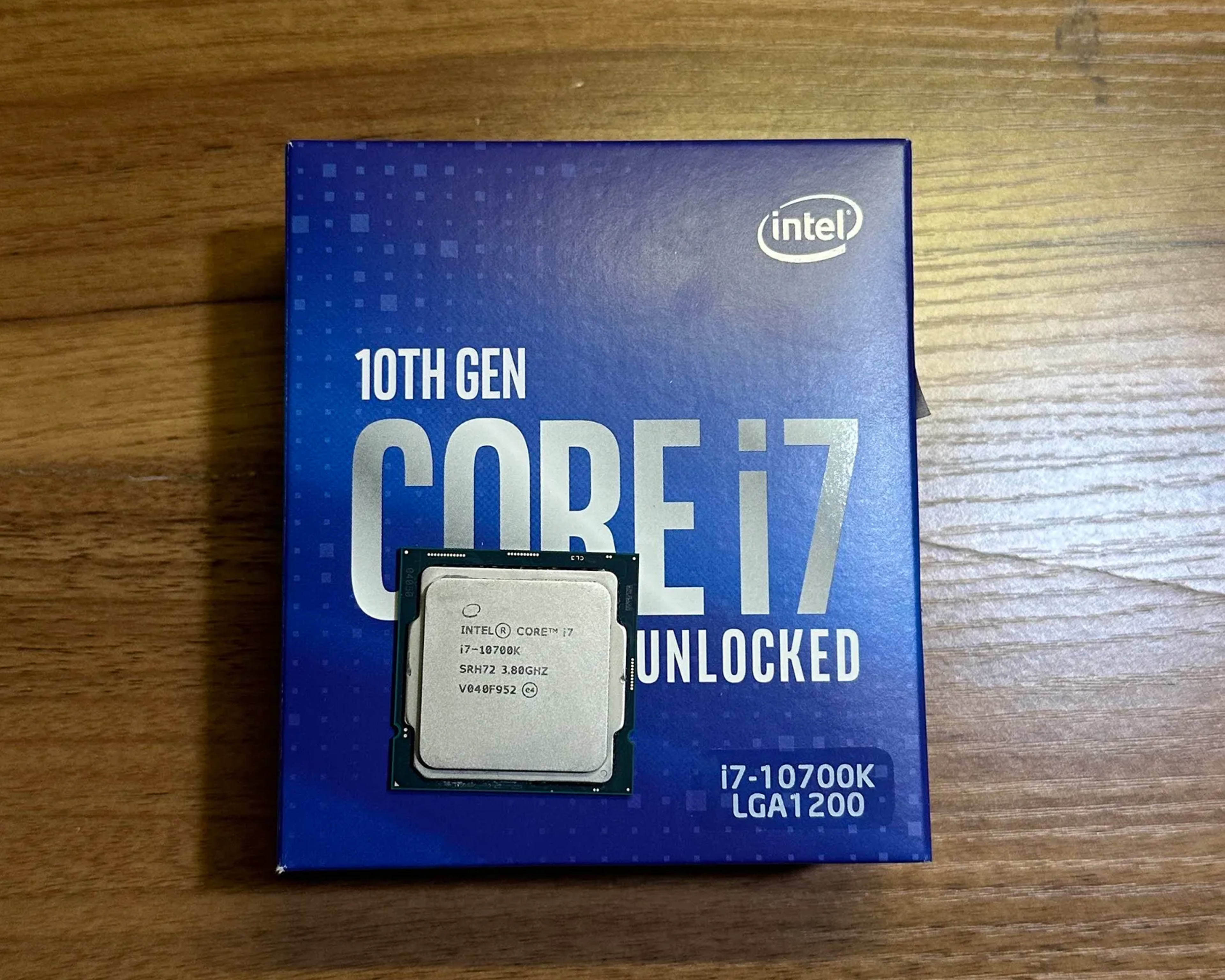 インテルCore i7 10700K BOX Amazon.com: Intel Core i7-10700K Desktop Processor 8 Cores