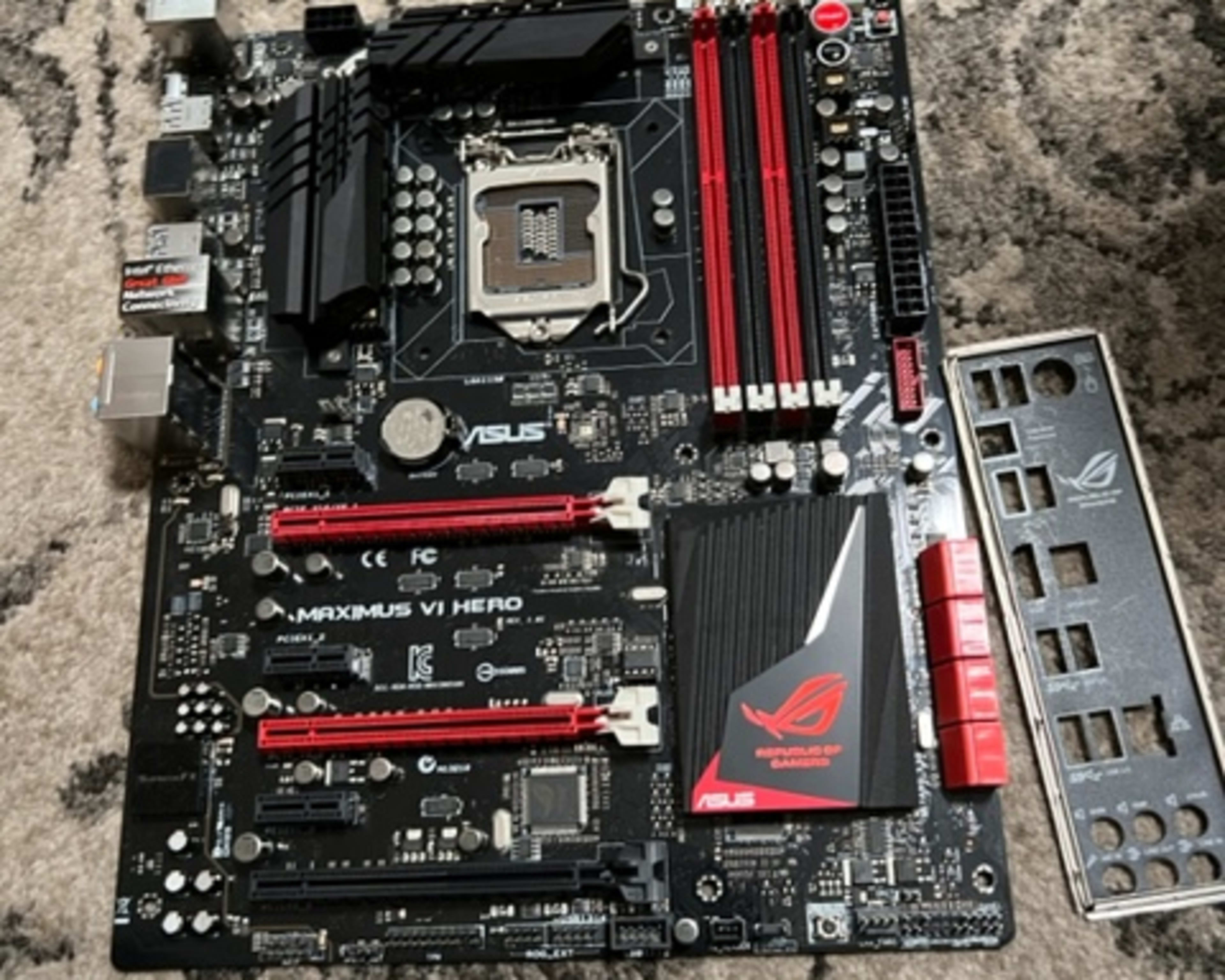 (Ram Included)ASUS MAXIMUS VI HERO LGA 1150 Intel Z87 HDMI SATA 6Gb/s USB 3.0 ATX Intel Motherboard