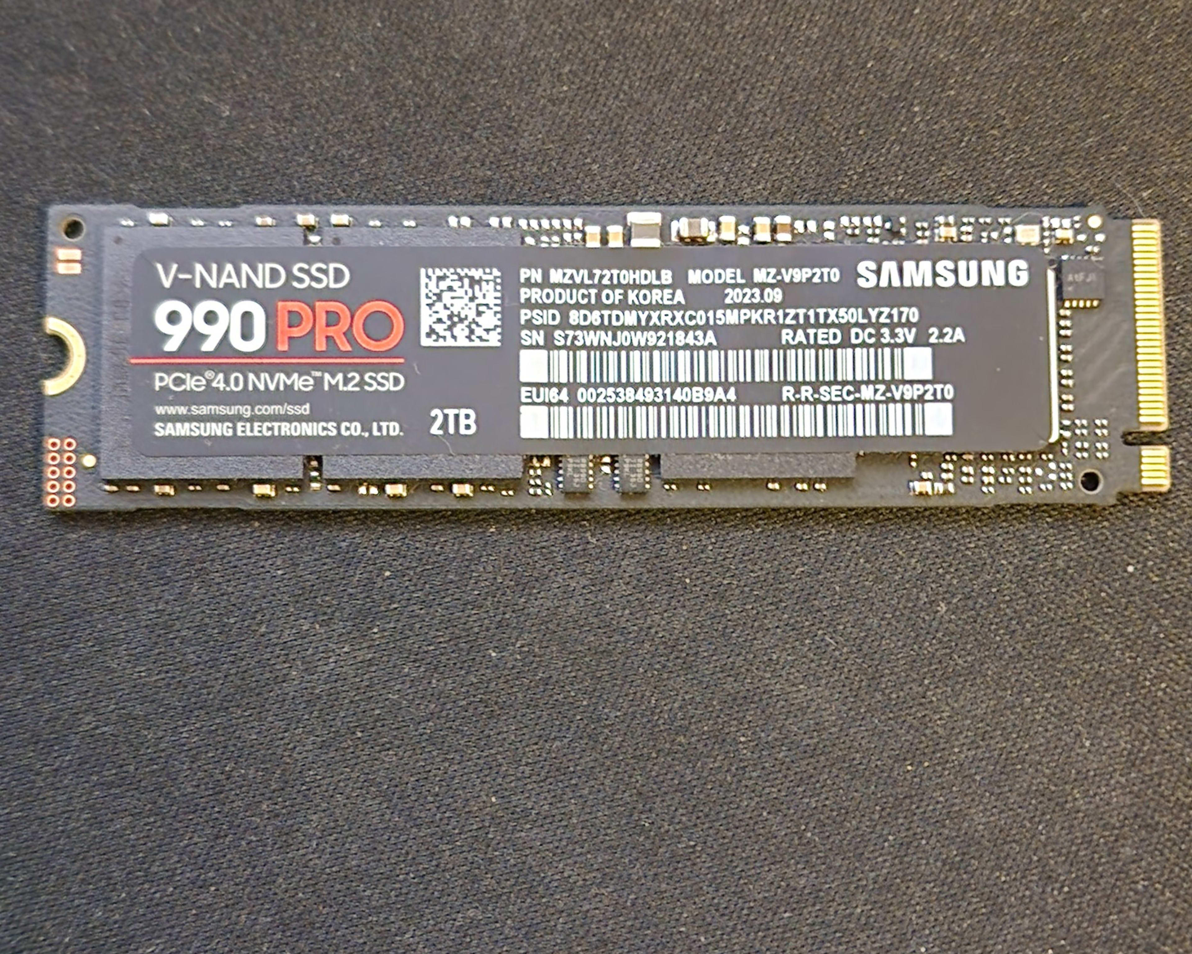 Samsung 990 PRO 2TB 4.0 NVMe® SSD