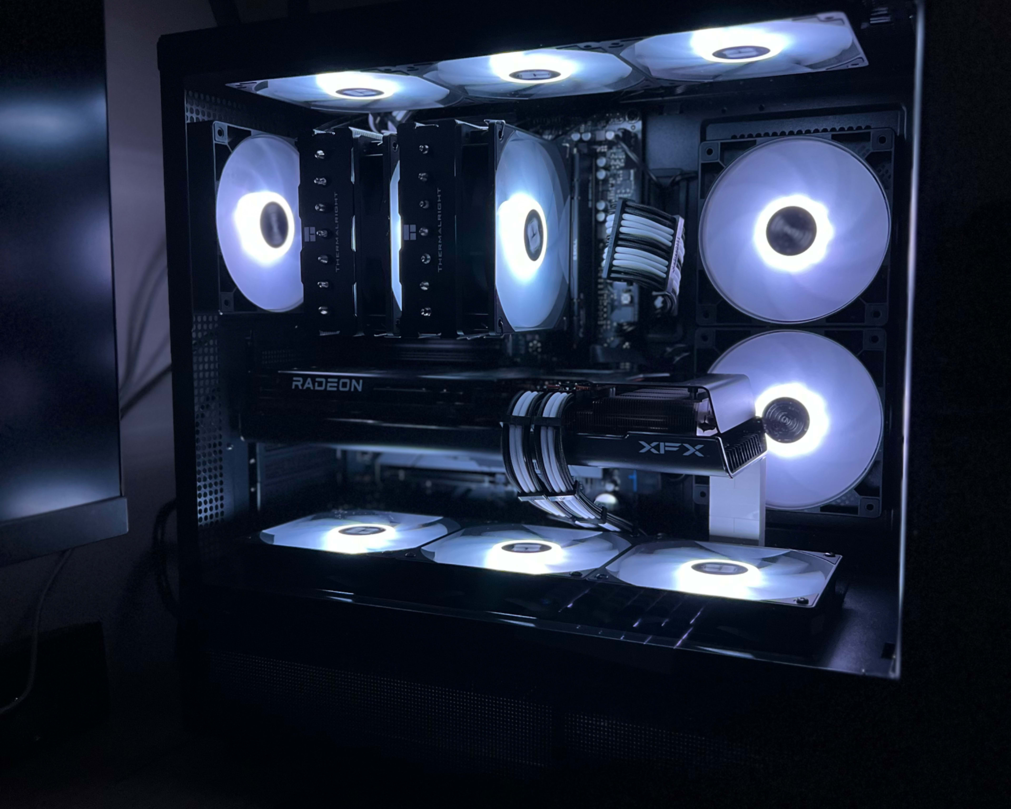 Black & Blue Gaming PCs built by gamers | Jawa Black & Blue Gaming PCs built by gamers | Jawa