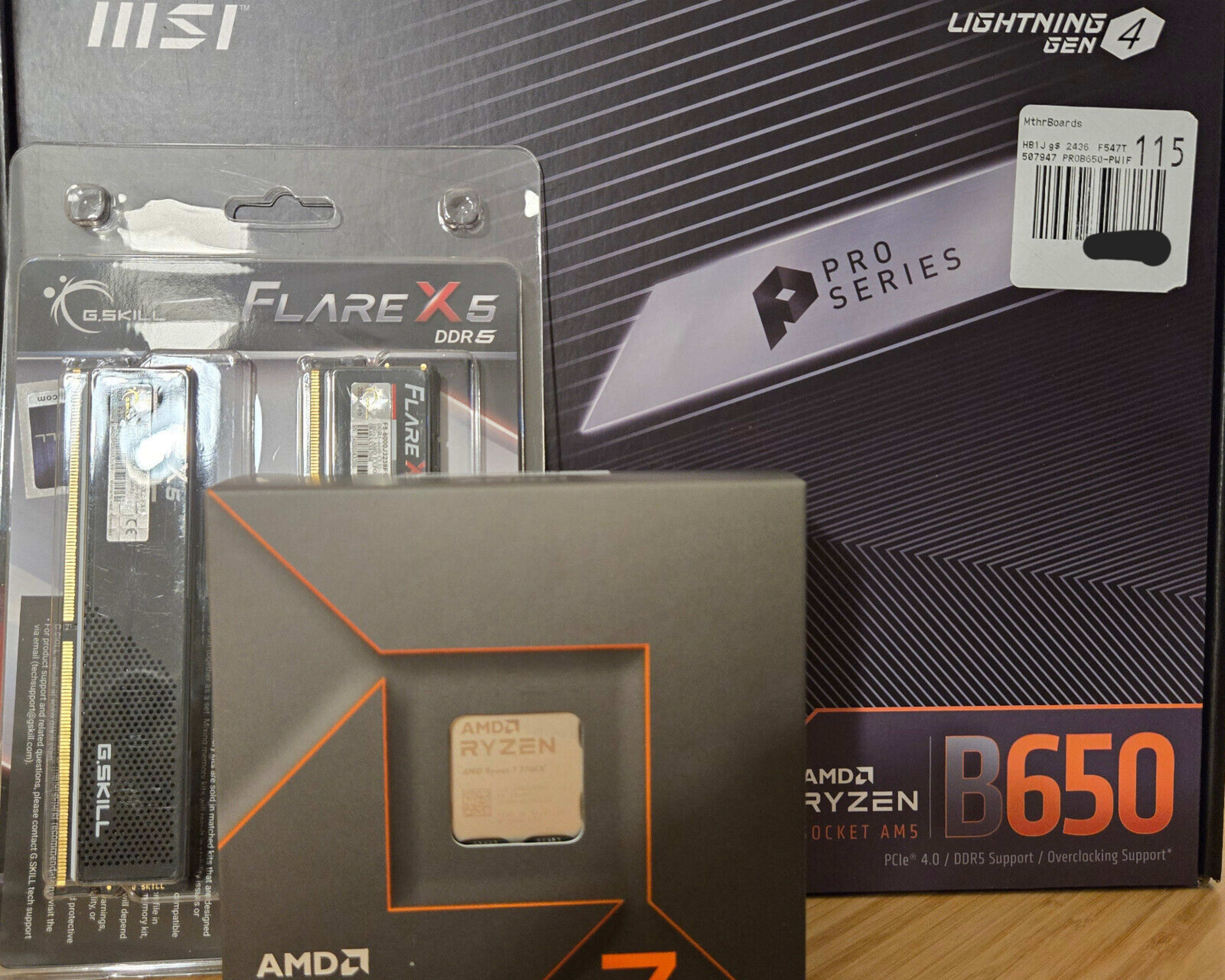 AMD Ryzen 7 7700X, MSI B650-P Pro WiFi, G.Skill Flare X5 Series 32GB DDR5-6000mhz Combo