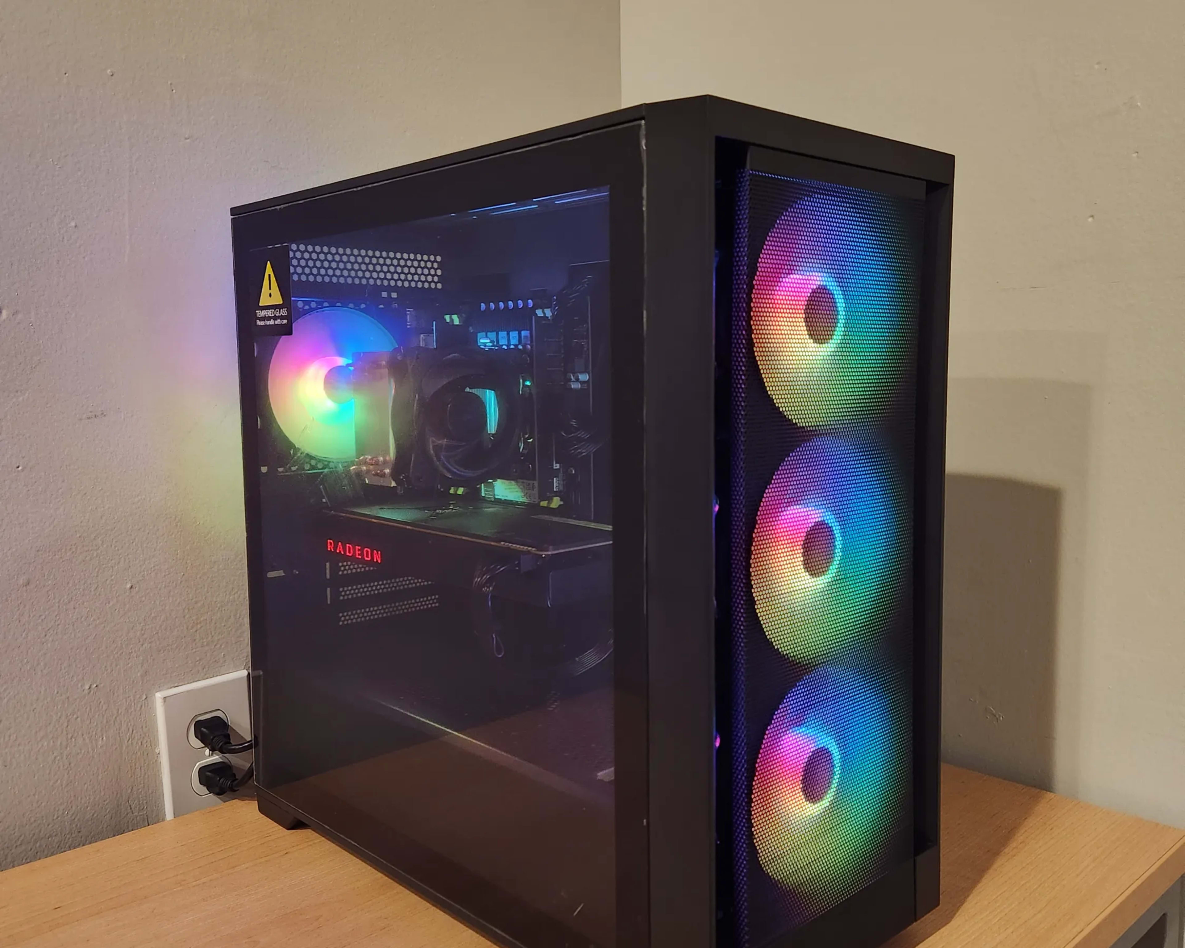 GTX 1070 | Core i7 7700 | 16GB DDR4 | 512GB SSD | Windows 11 GTX 1070 | Core i7 7700 | 16GB DDR4 | 512GB SSD | Windows 11