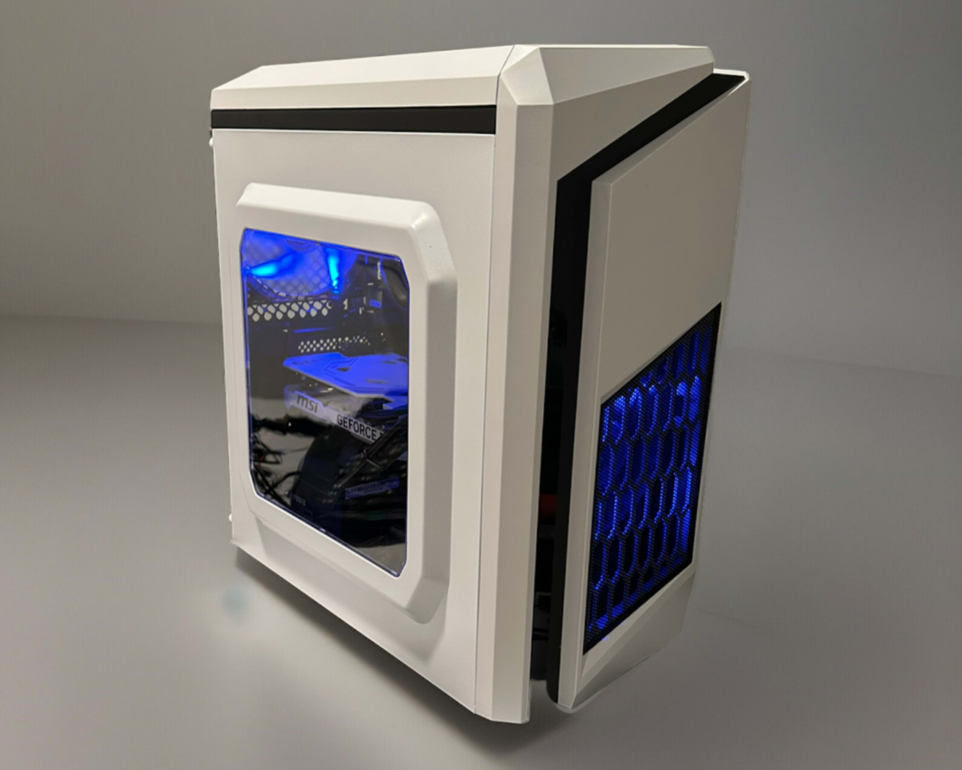 Gaming PC (White) Nvidia RTX 4060, Ryzen 5 7600(6 Core), 16GB DDR5 Ram, 500GB SSD