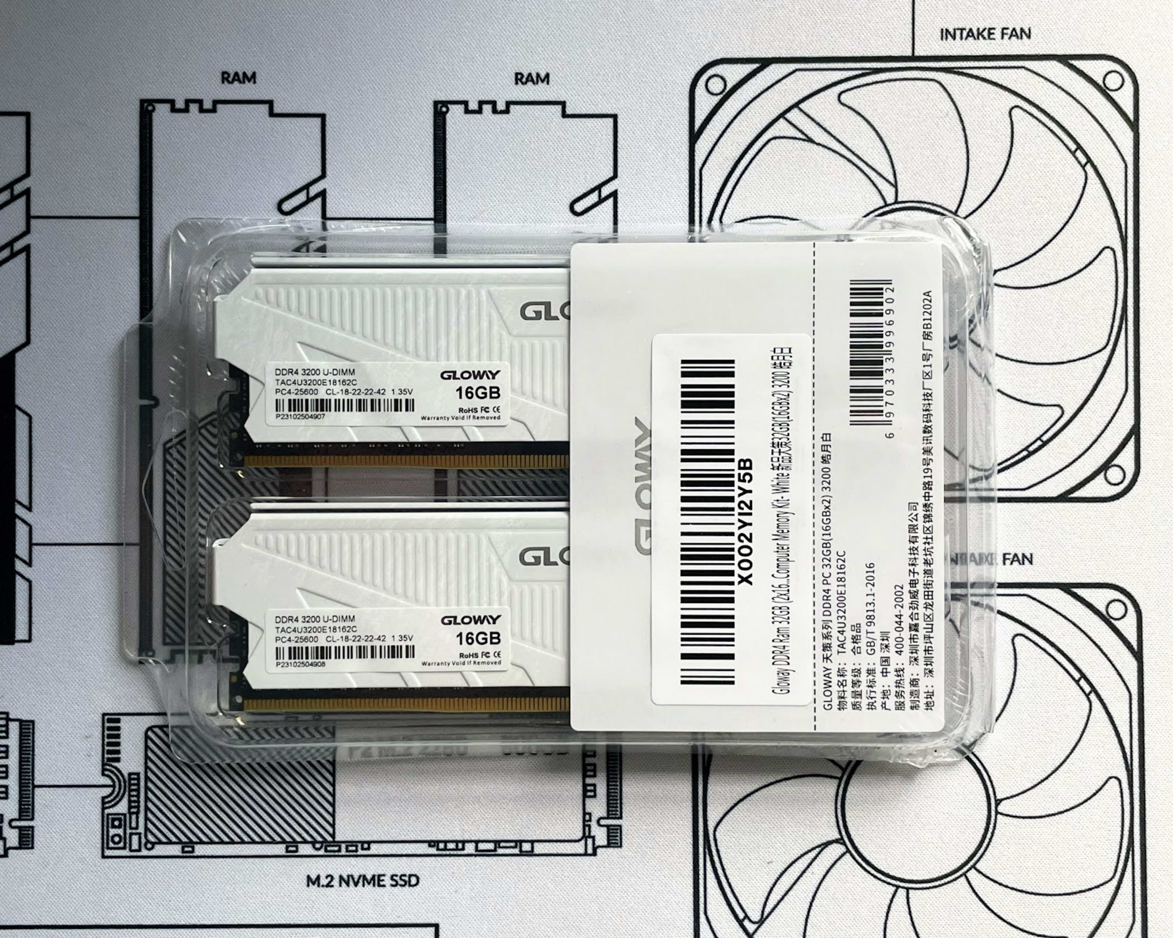 BNIB Gloway 32GB Kit (2x16GB) 3200 MHz DDR4 CL18-22-22-42 @ 1.35V RAM Memory - White