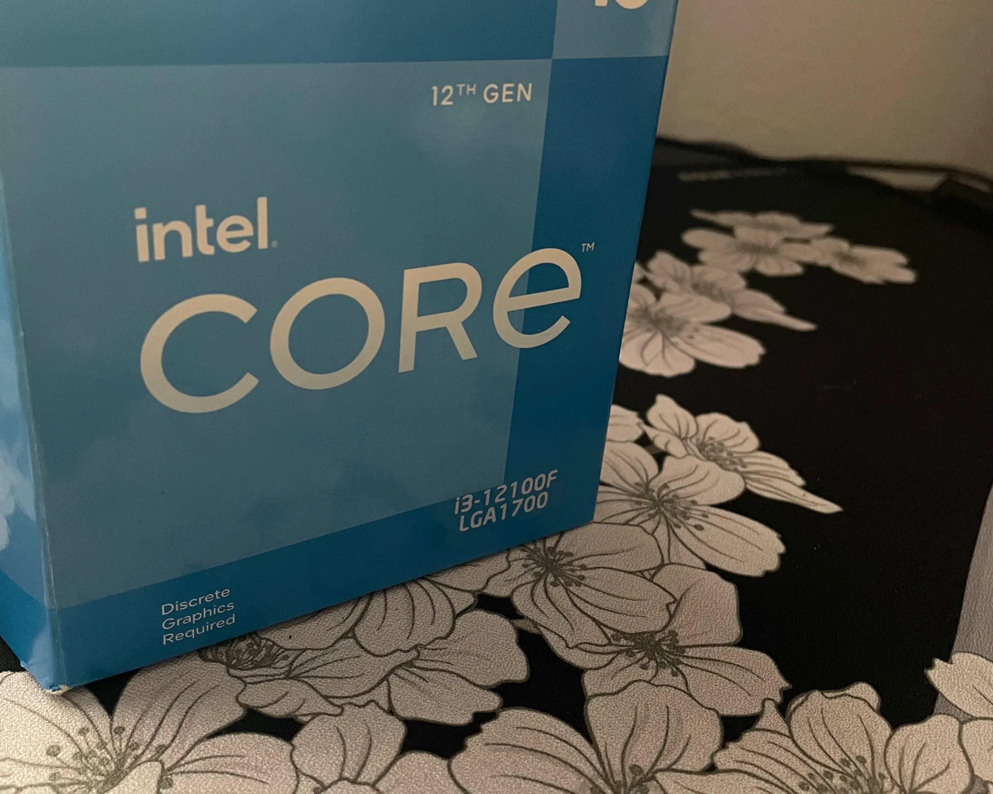 Intel Core i3-12100f CPU