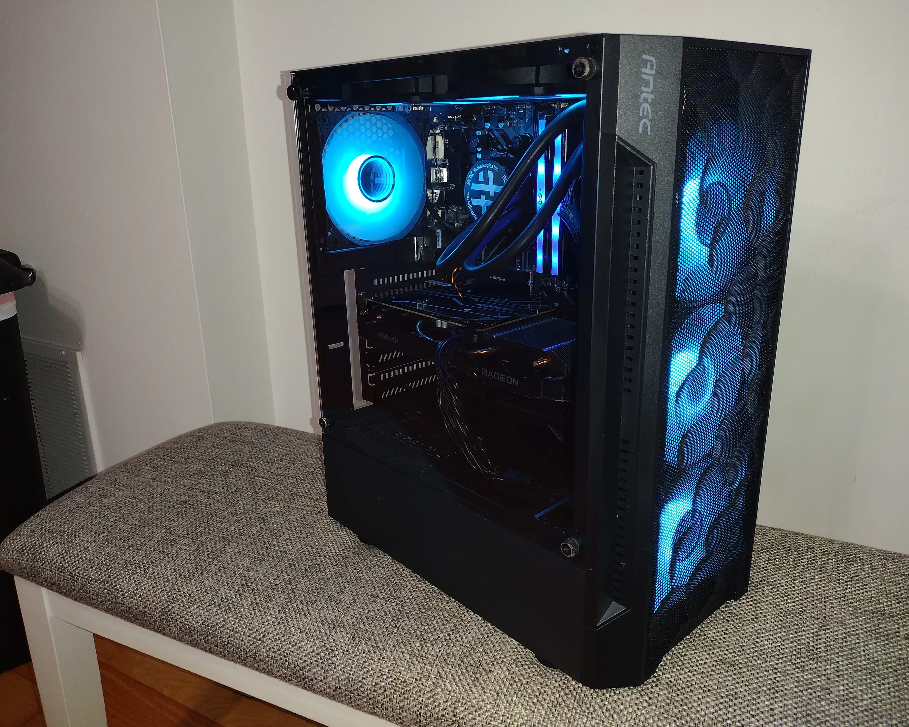 Custom White Gaming PC - Ryzen 5 5500 | RTX 2060 | Plug and Custom White Gaming PC - Ryzen 5 5500 | RTX 2060 | Plug and