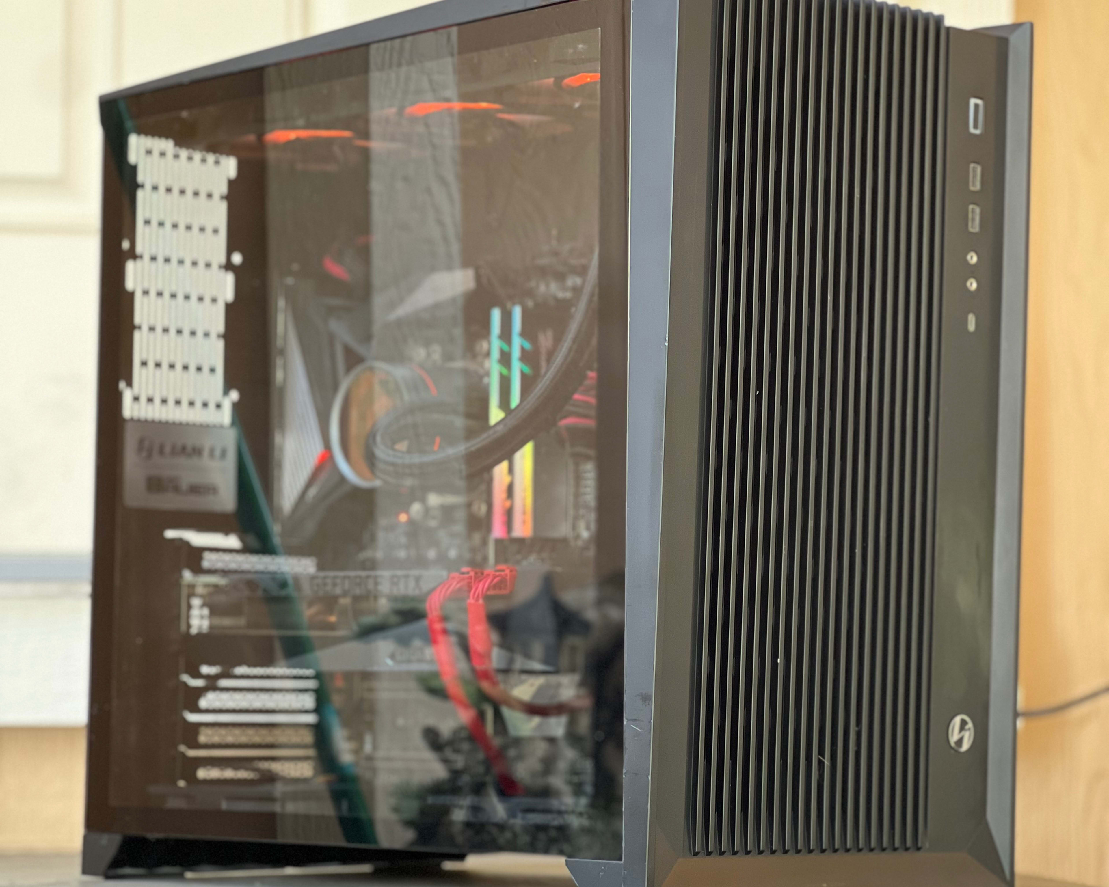 Gaming pc | Rtx 3080 | Ryzen 9 5900x | 32GB 3600mhz | 1.5TB Storage | windows 10/11