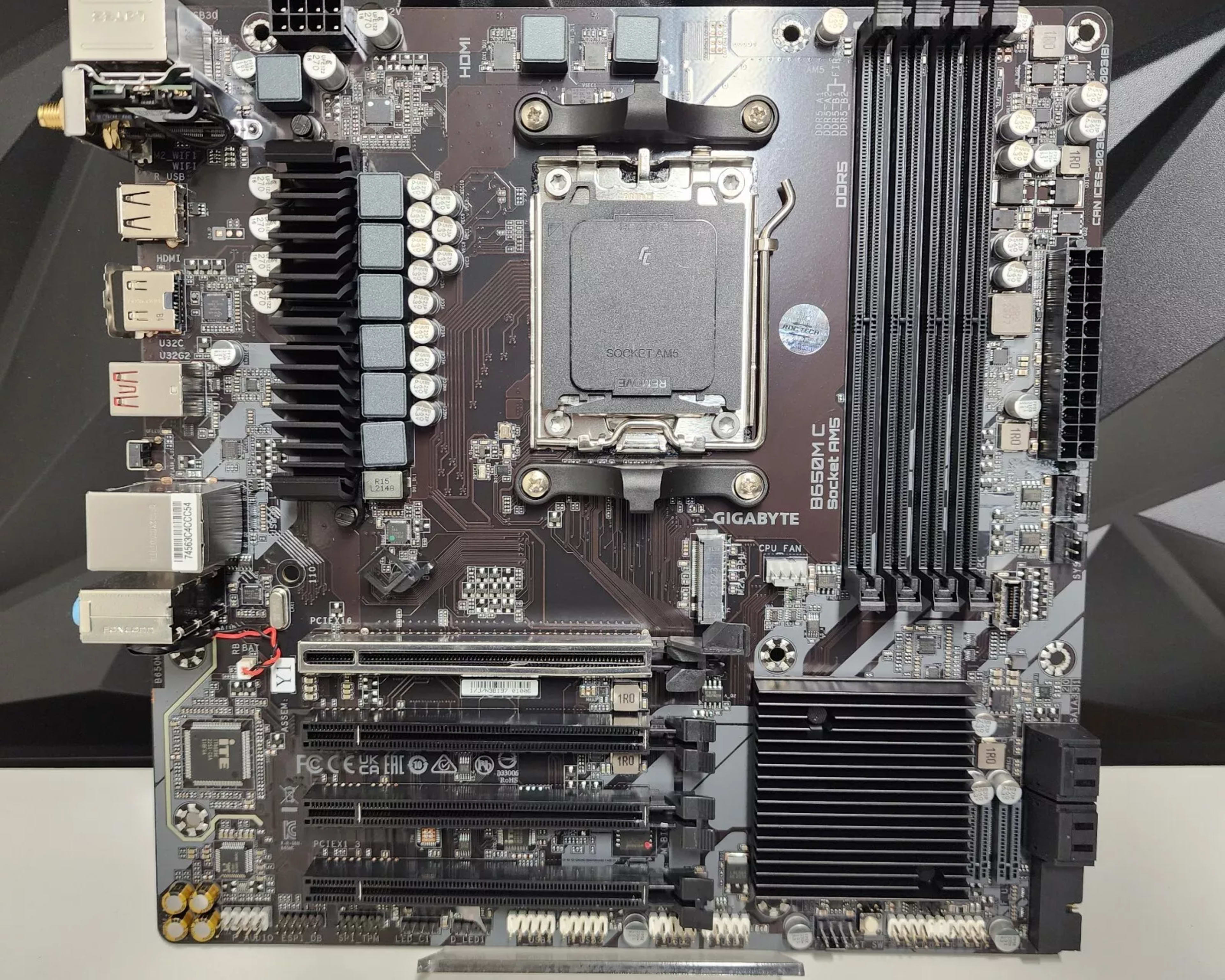 UPDATED BIOS Gigabyte B760 DS3H AC DDR4 WIFI LGA 1700 UPDATED BIOS Gigabyte B760 DS3H AC DDR4 WIFI LGA 1700