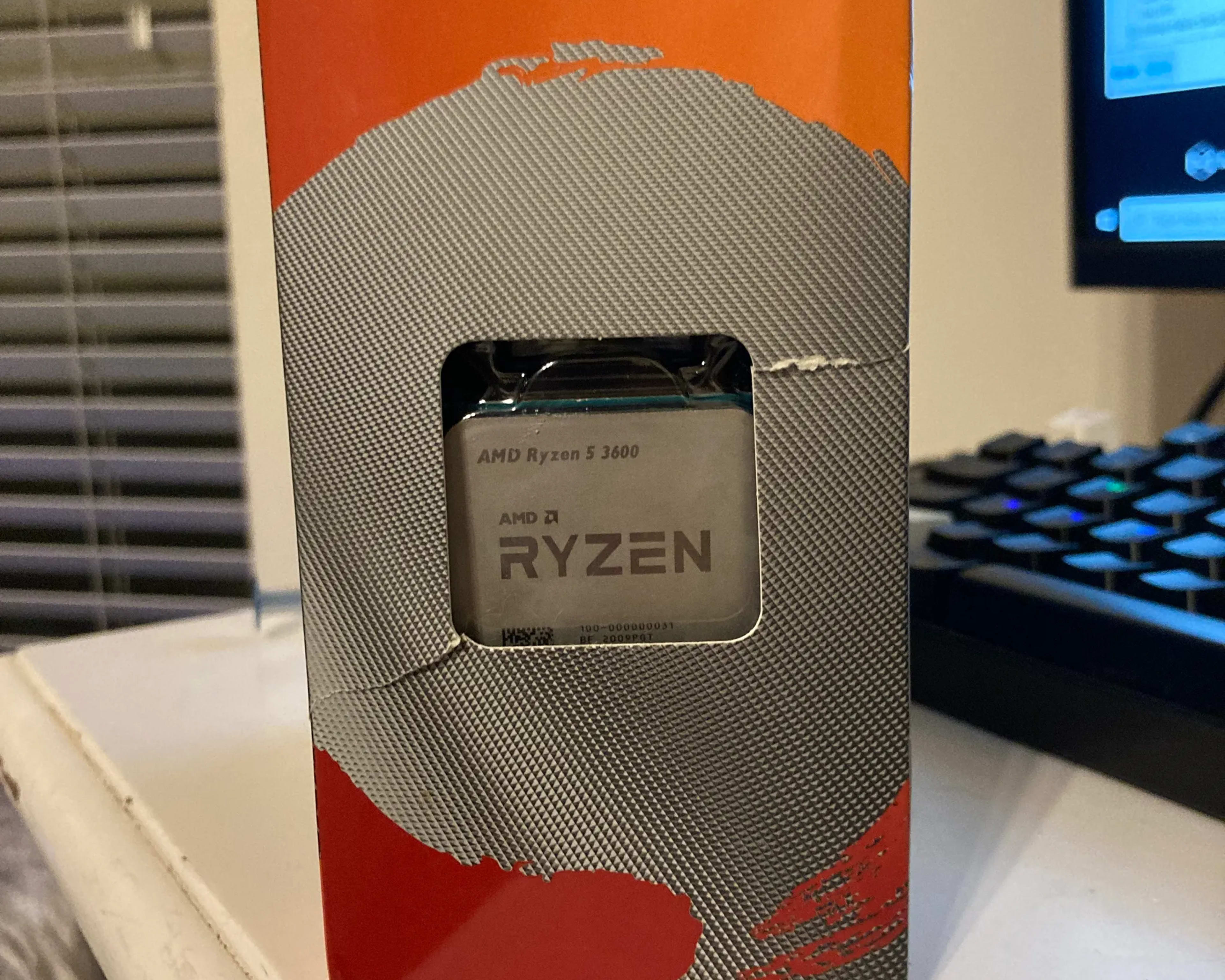 AMD Ryzen 5 3600 6-Core 4.2 GHz Gaming Processor with Wraith Cooler