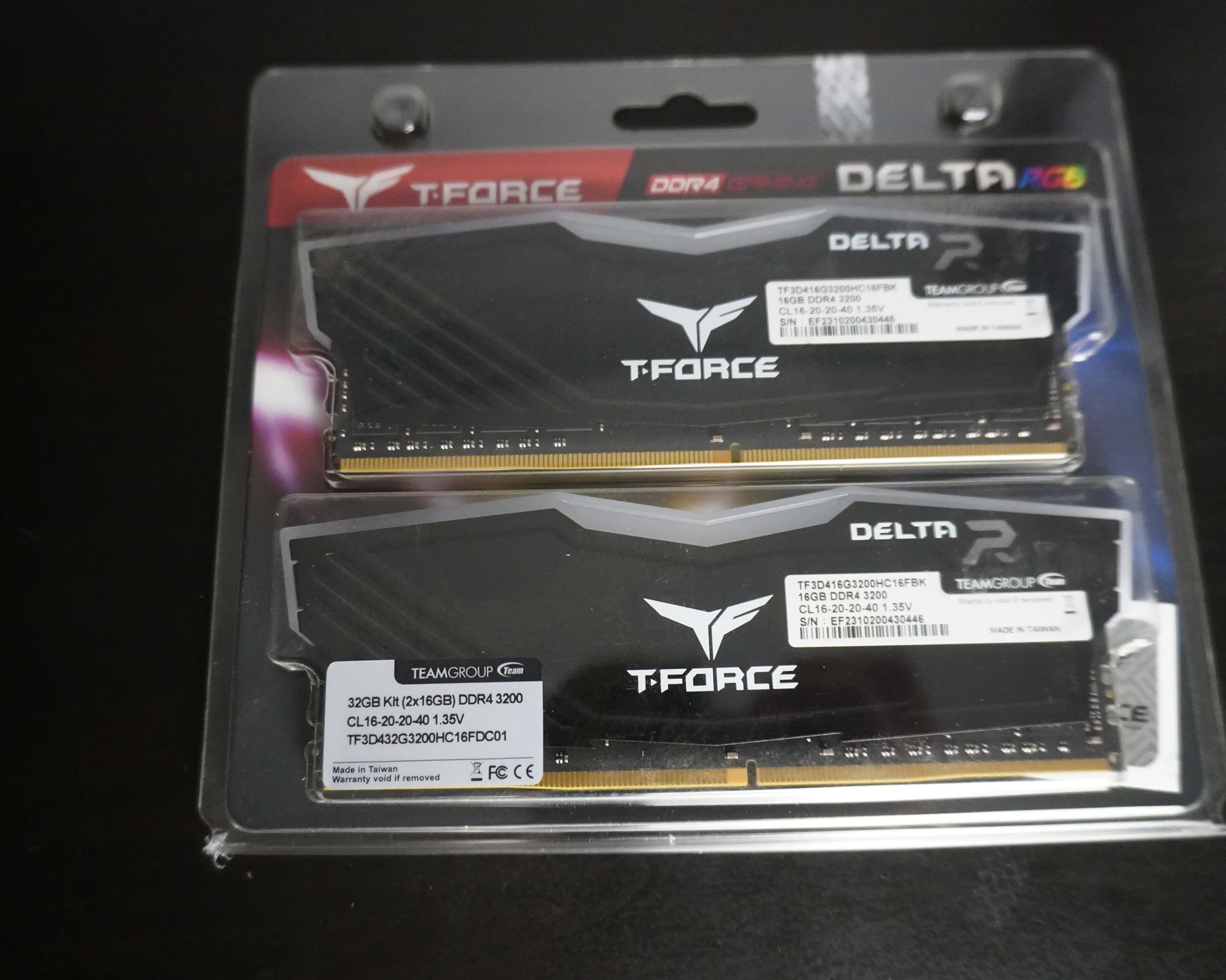 TEAMGROUP T-Force Delta RGB DDR4 32GB 3200MHz (Black)