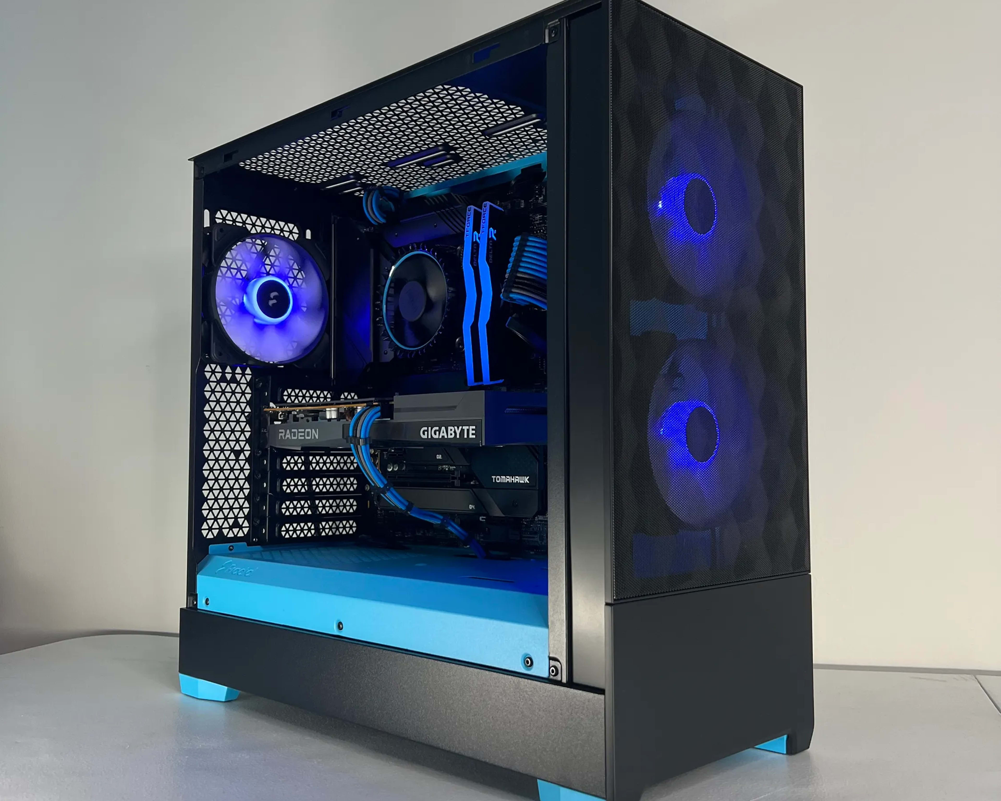 💙🖤 1080p Beast | Intel i3 12100f | RX 6600 8GB | 16GB Ram | 1TB NVME SSD 🖤💙