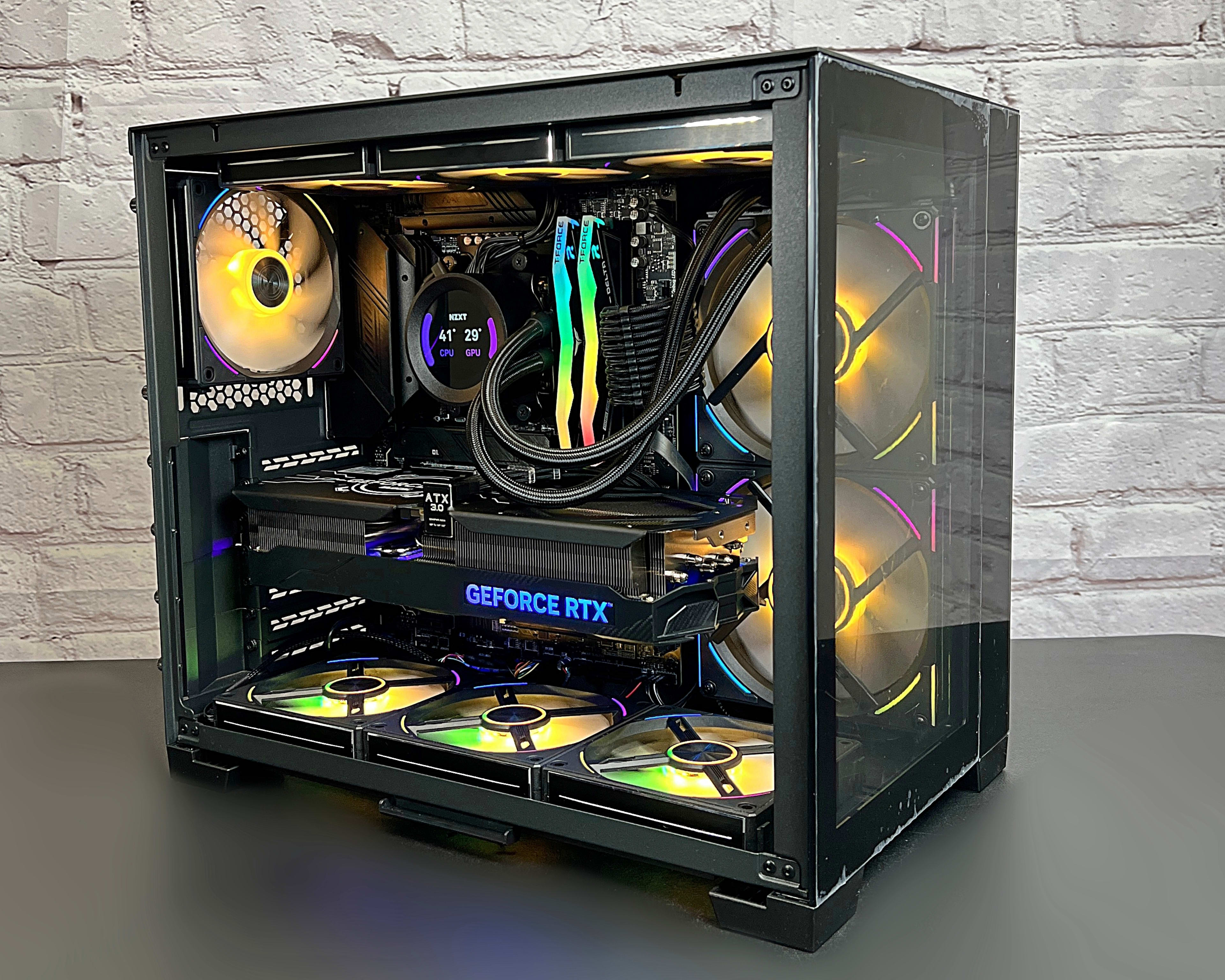 Pc Gamer Monstro / RTX 4090 24GB / AMD Ryzen 7 7800X3D / 64GB DDR5 / SSD  NVME 2TB / Sistema Water Cooler Custom